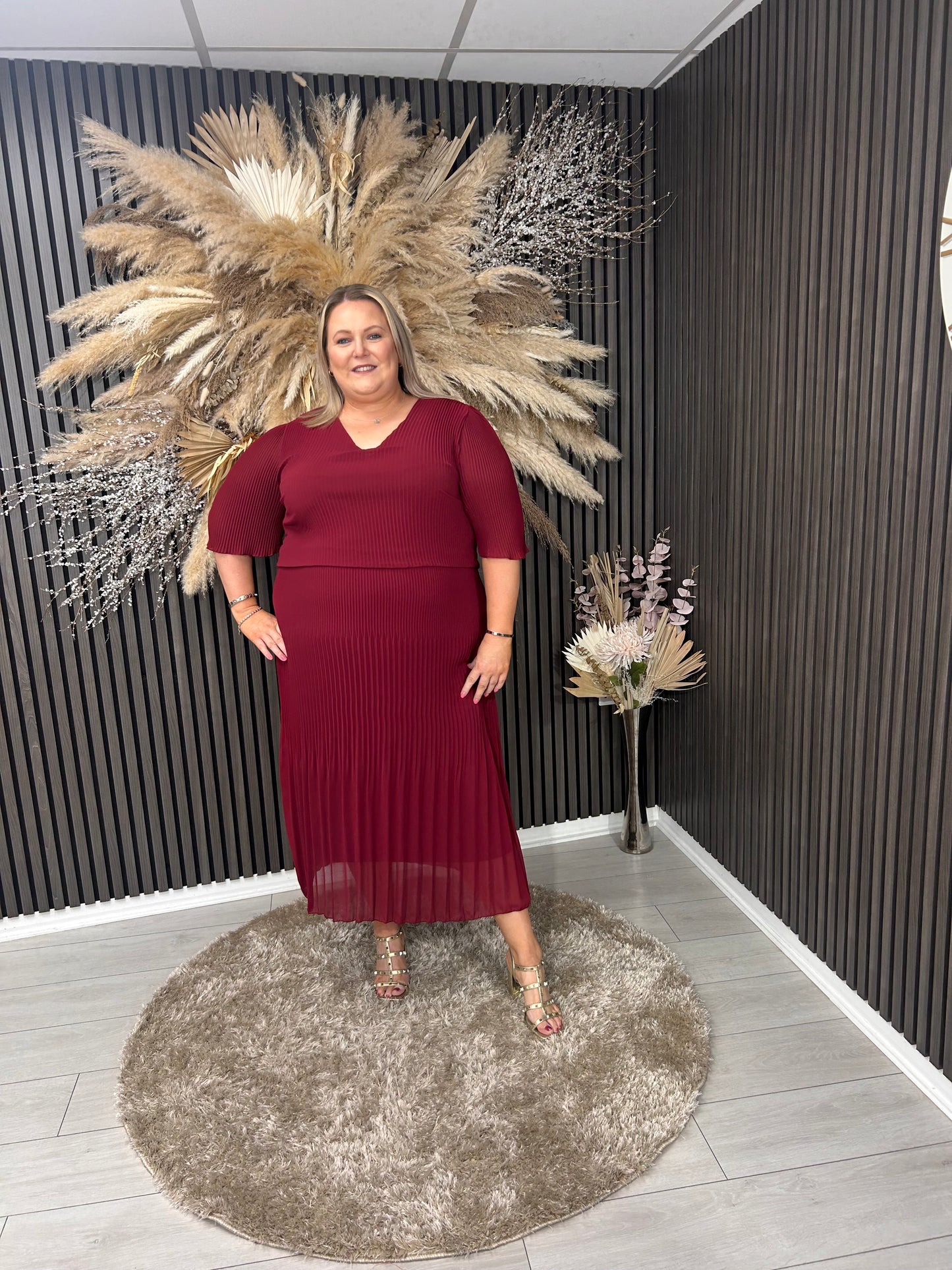 STACEY DRESS - BURGUNDY