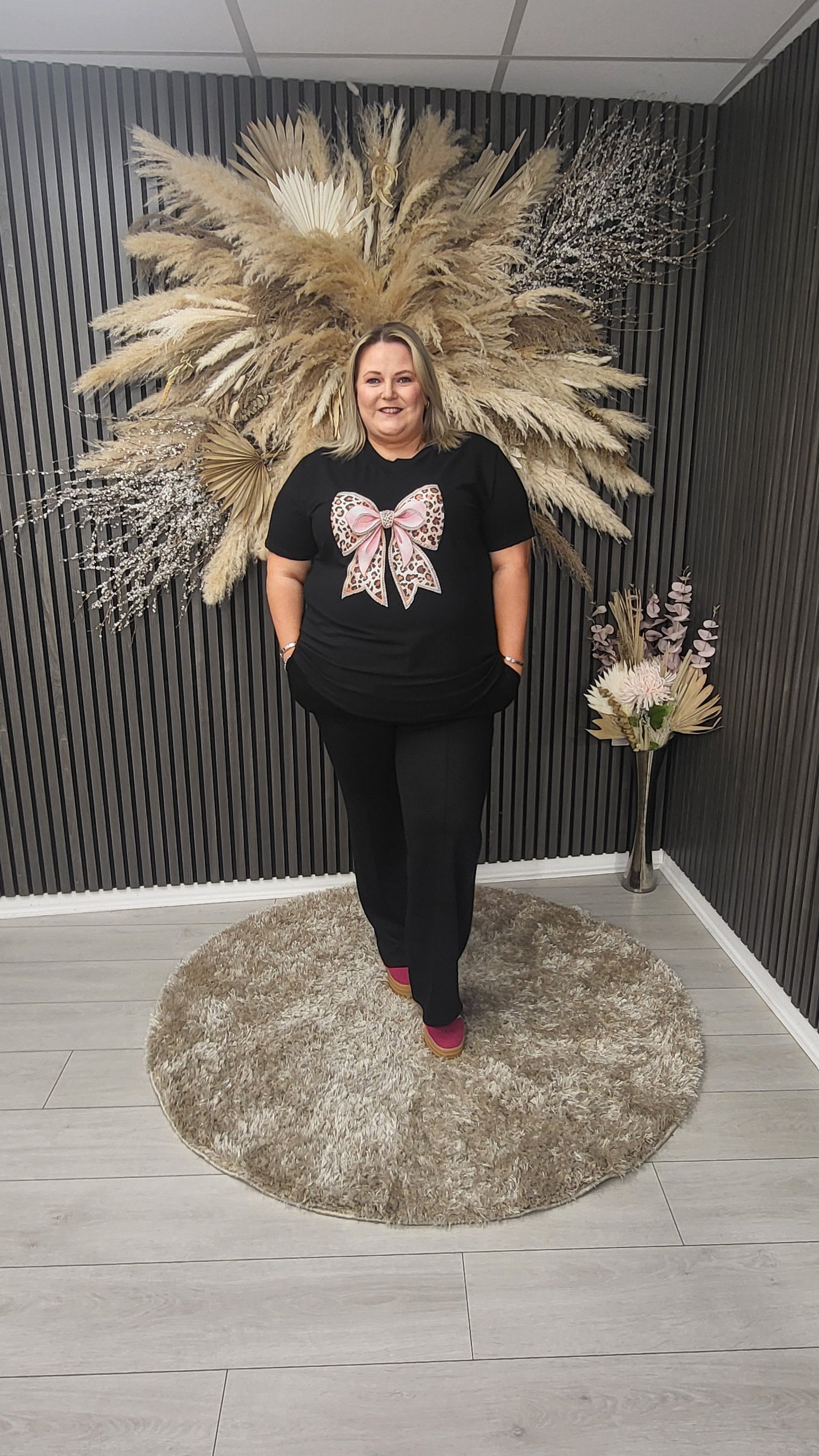 MADISON T-SHIRT - BLACK