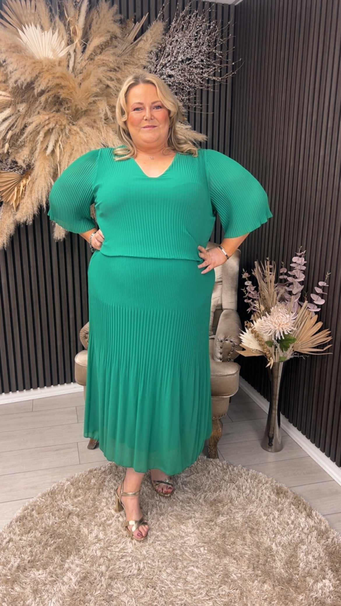 STACEY DRESS - GREEN