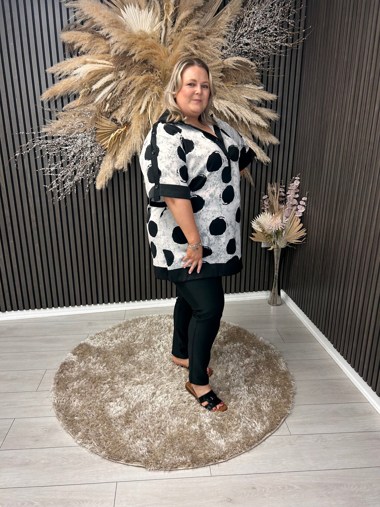 LINDA TOP - BLACK/WHITE