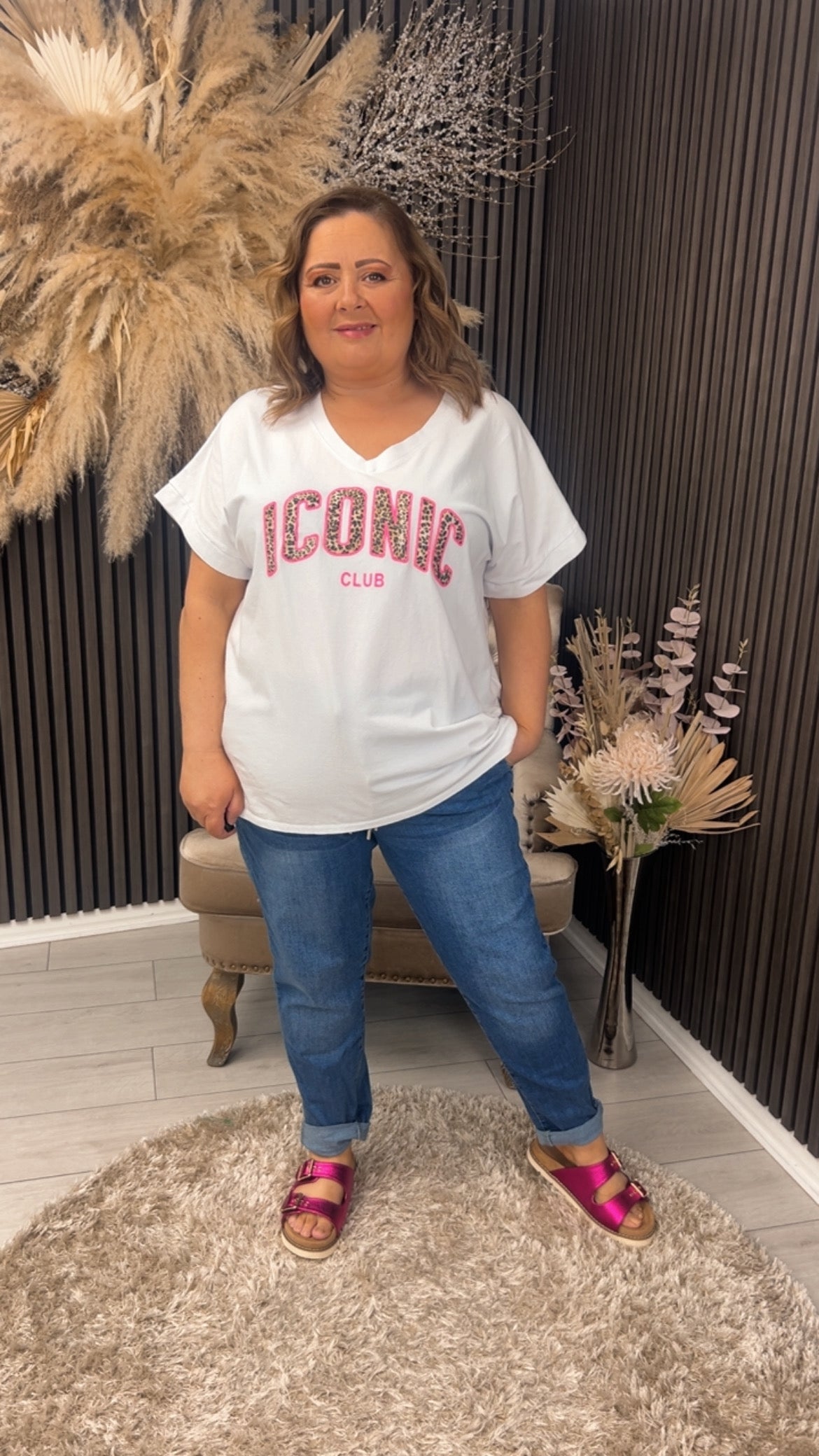 RUBY T-SHIRT - ICONIC ANIMAL