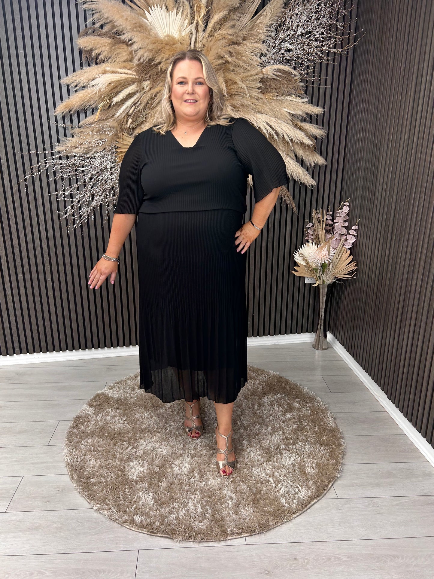 STACEY DRESS - BLACK