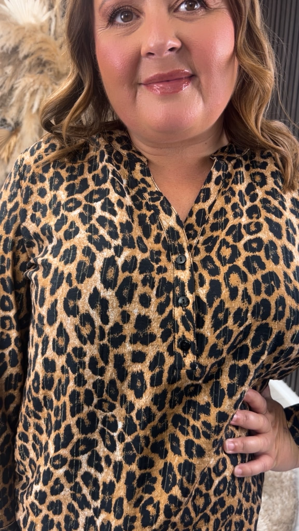 ANGELA TOP - LEOPARD PRINT