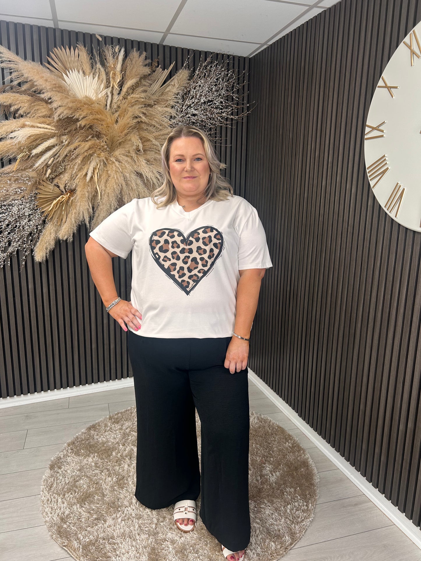 JANICE T-SHIRT - WHITE