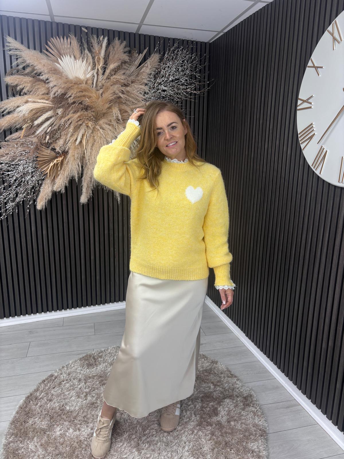 BREIGE JUMPER - YELLOW