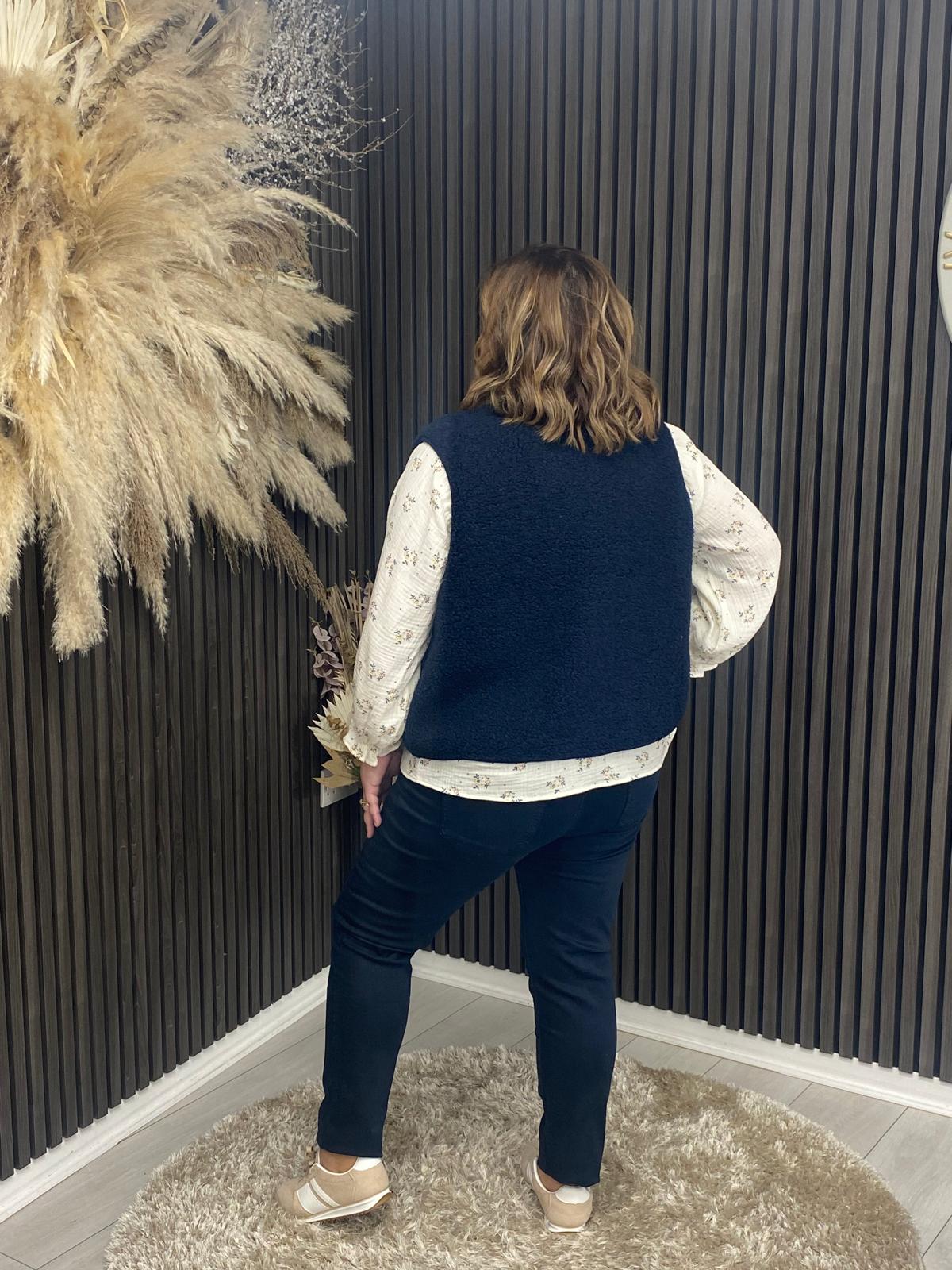 OLIVIA VEST - NAVY