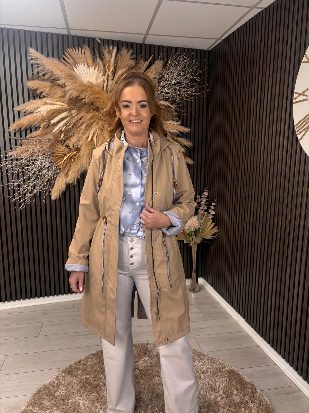 KATH RAINCOAT - STONE
