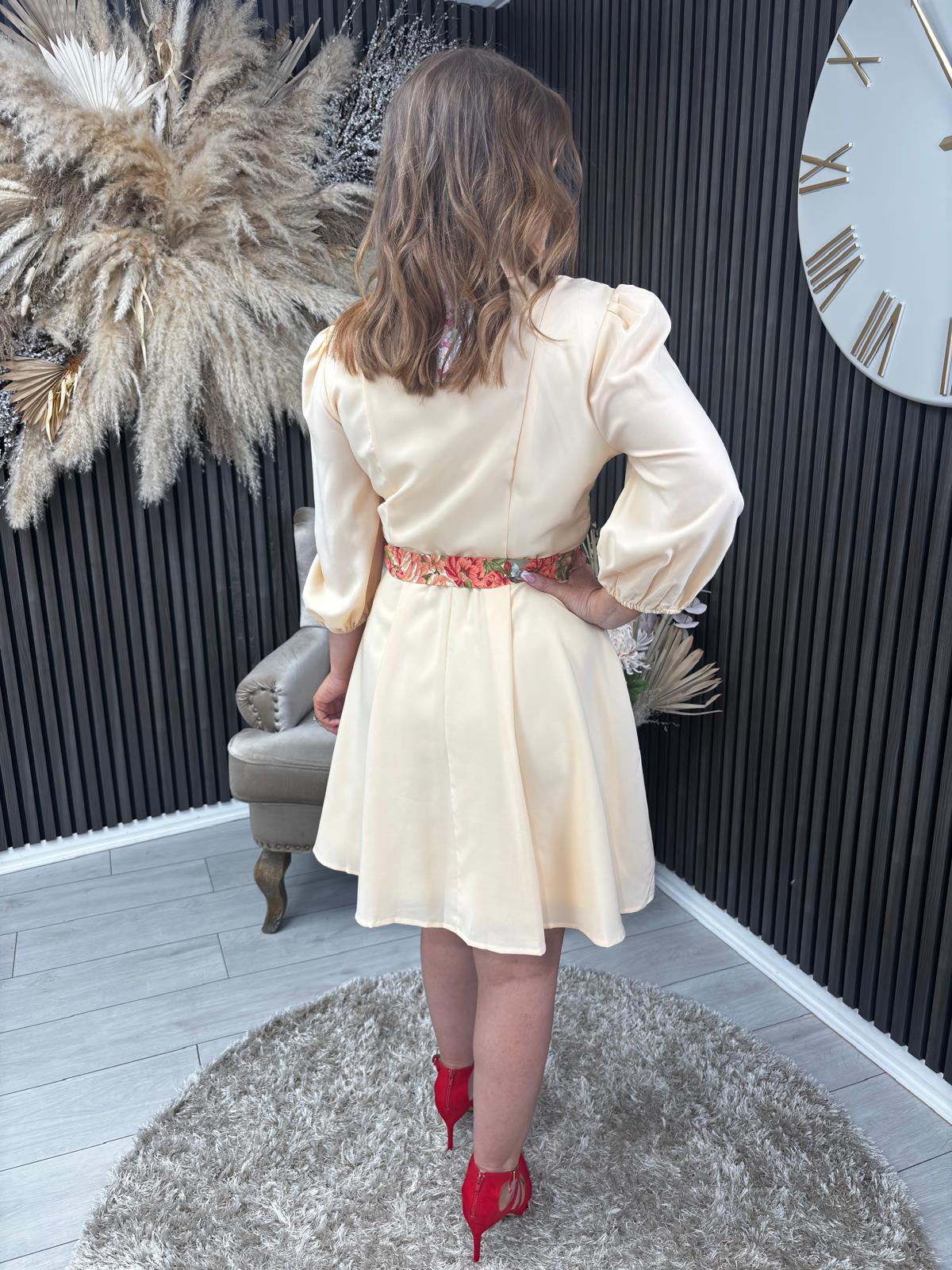 CODI DRESS - CREAM
