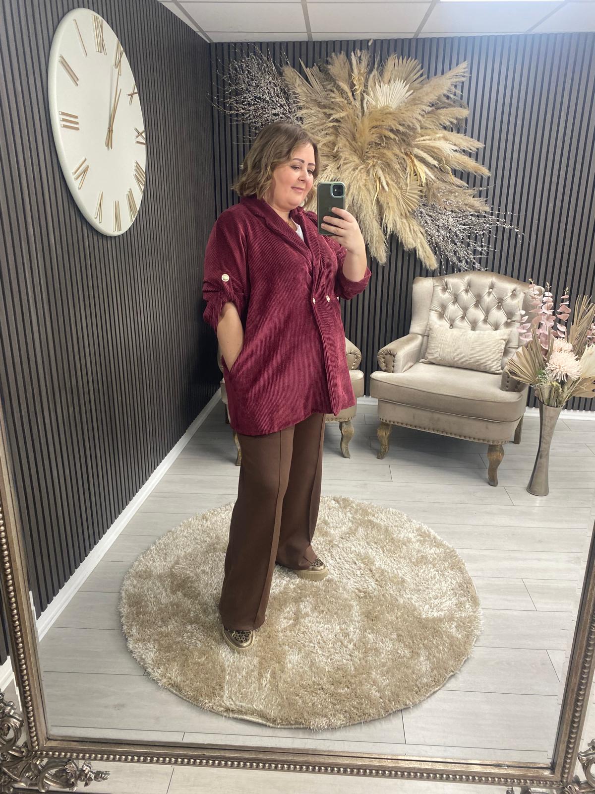 HELENA BLAZER - WINE