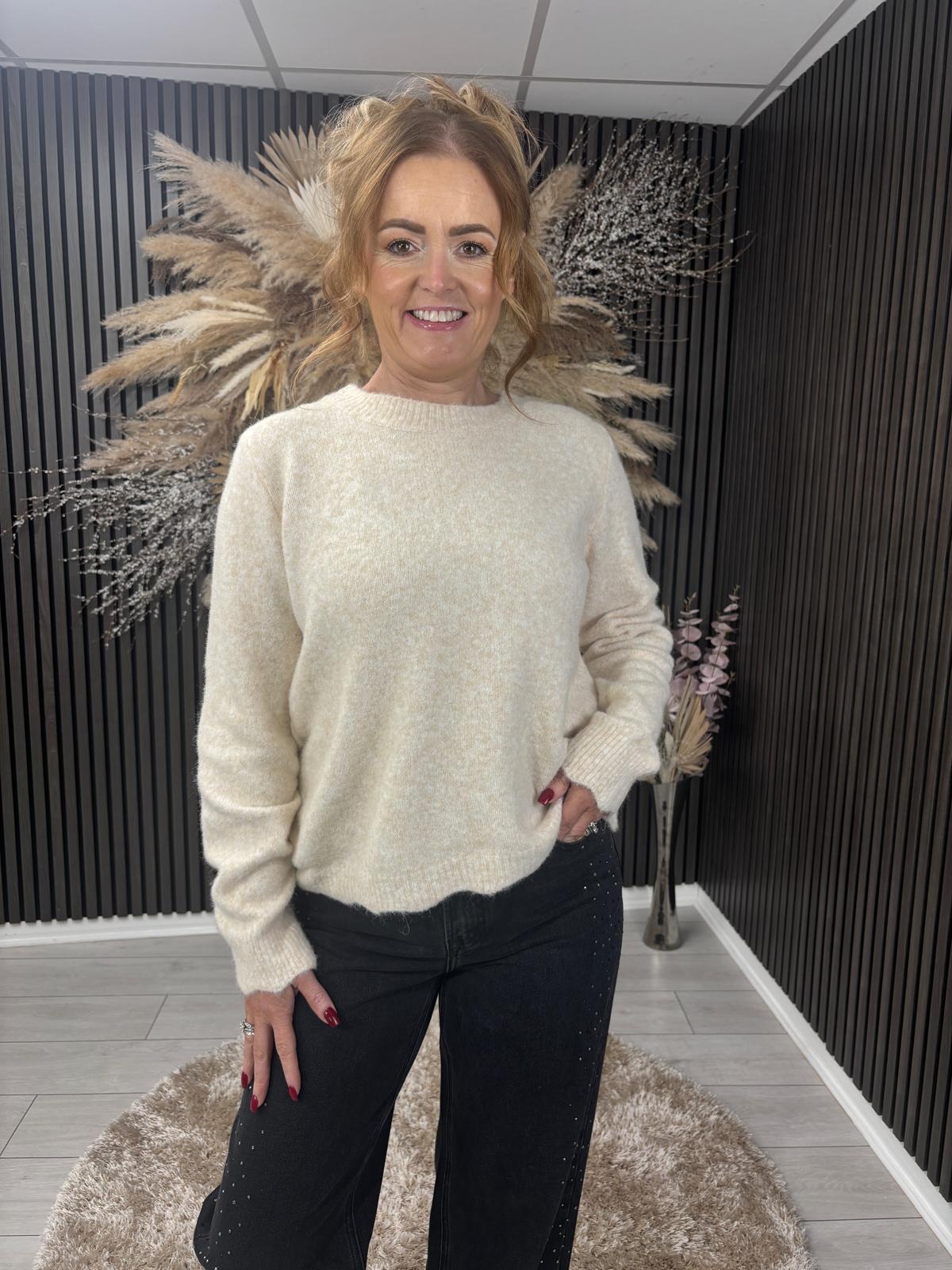 VICKI JUMPER - CREAM