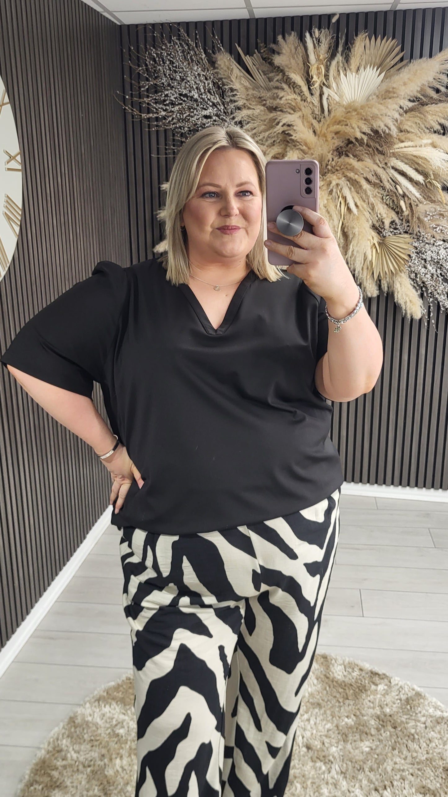 ISOLDIE TOP - BLACK