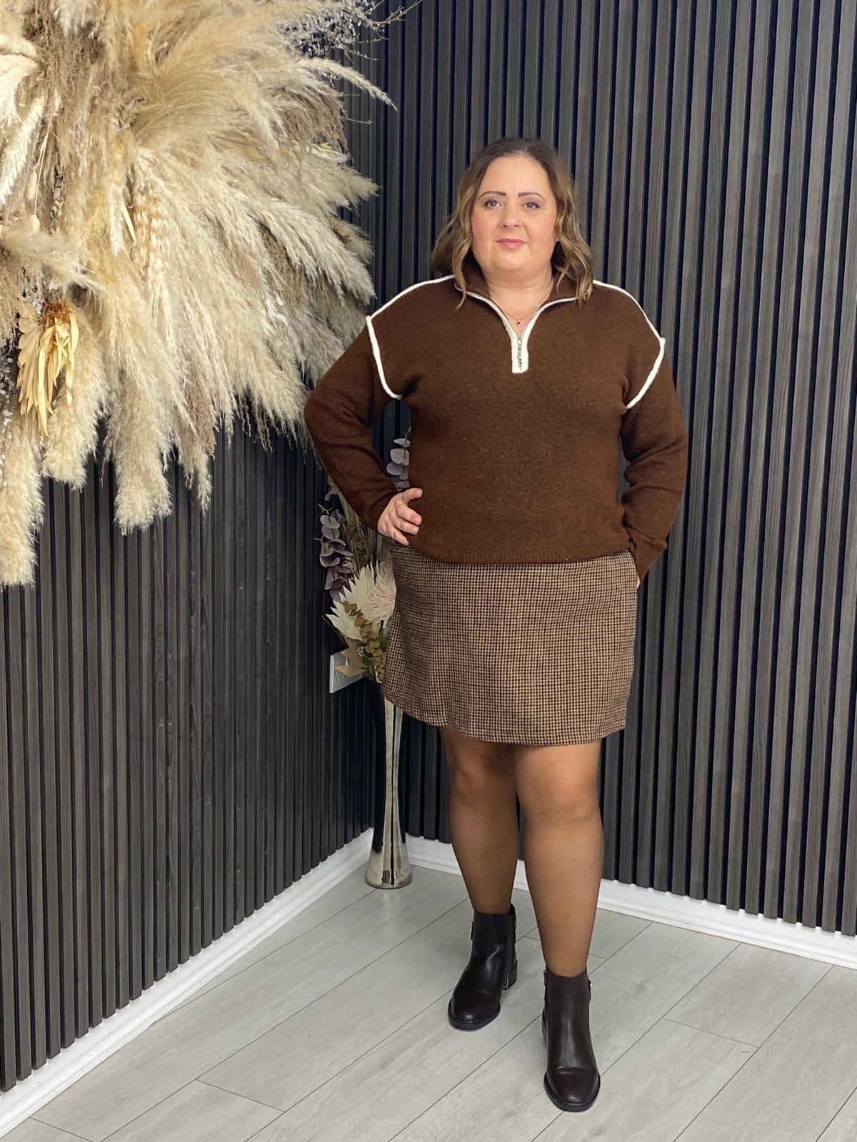 DEENA SKORT - BROWN