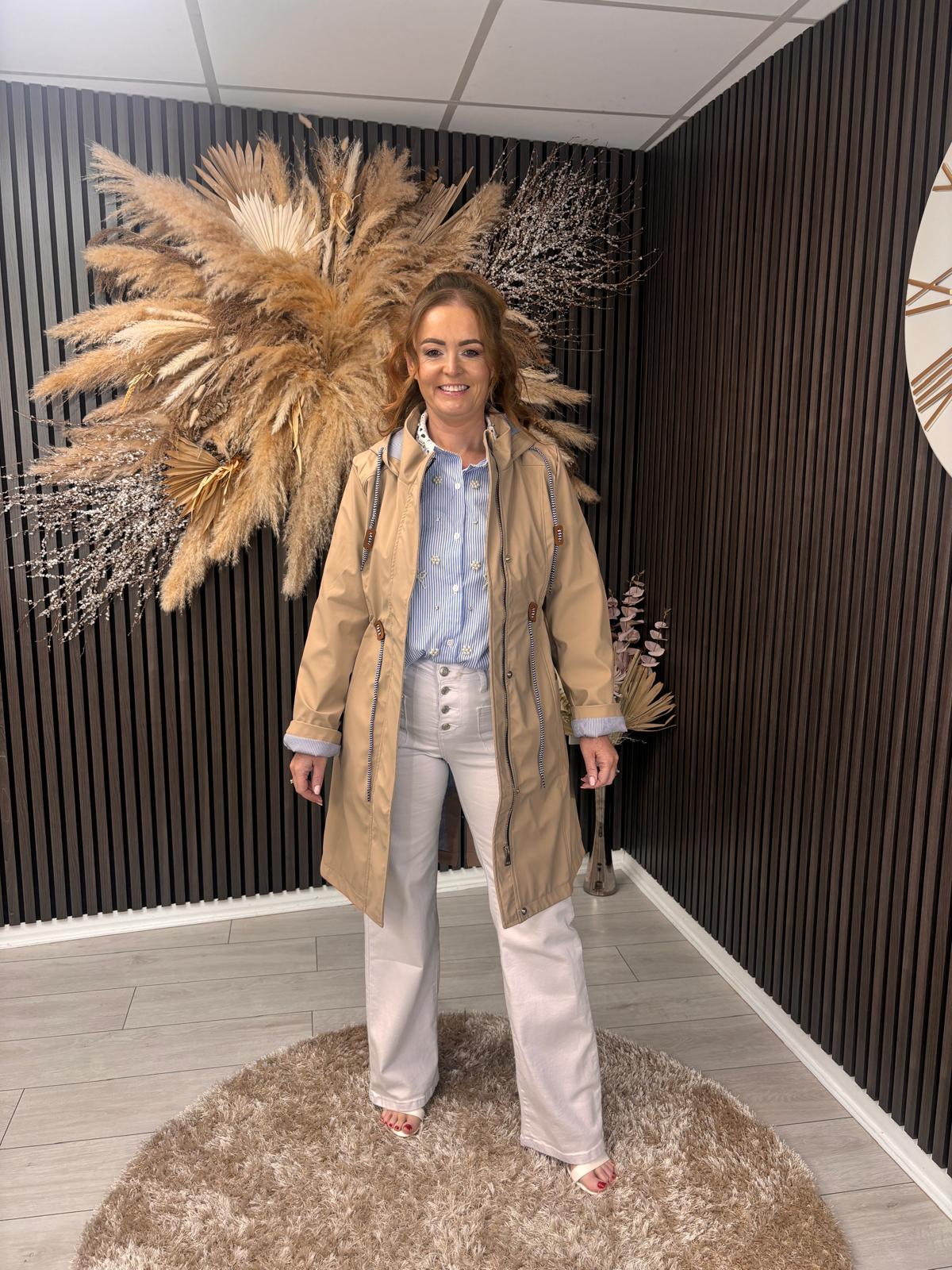 KATH RAINCOAT - STONE