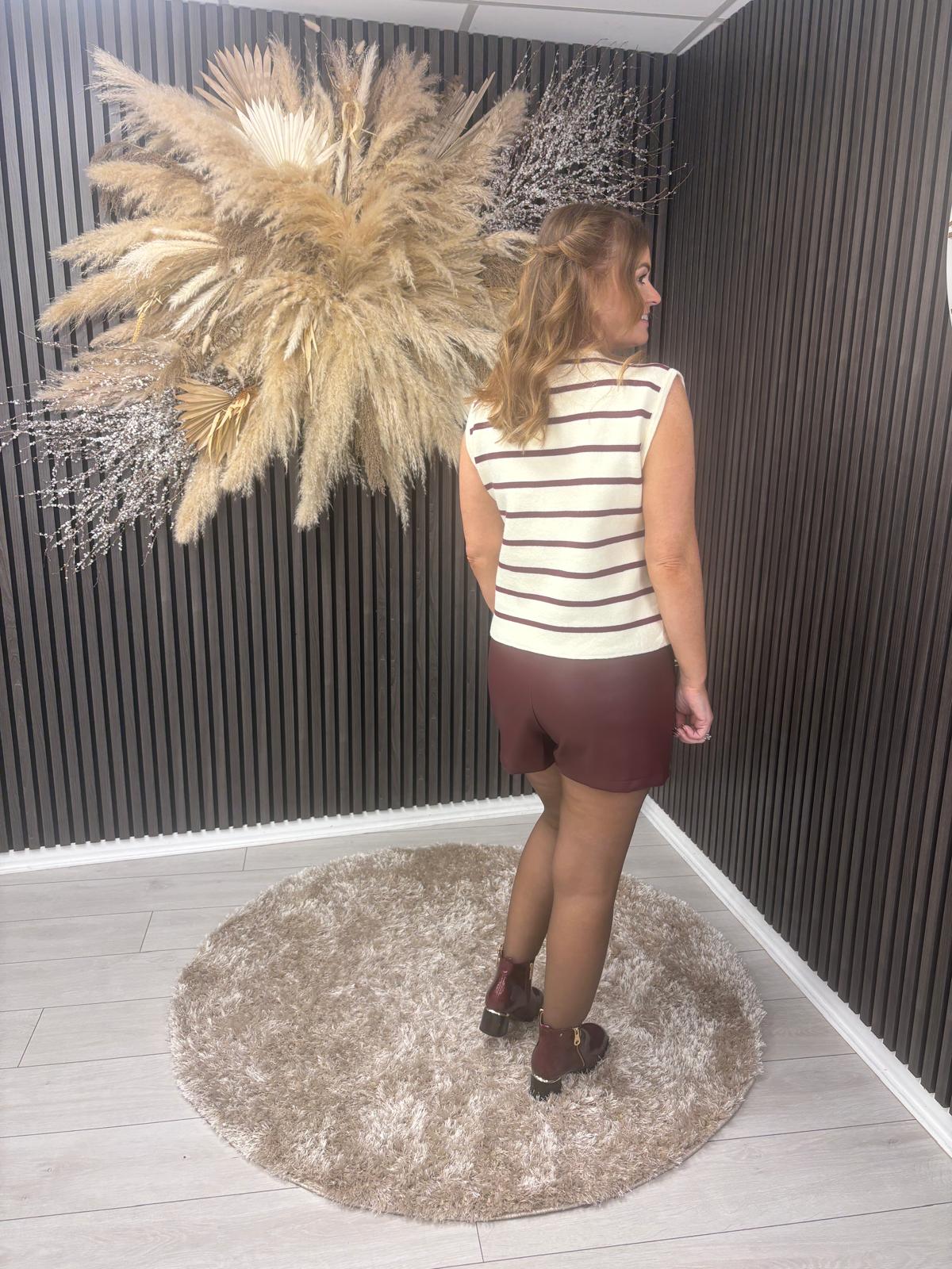 ALICE SKORT - BURGUNDY