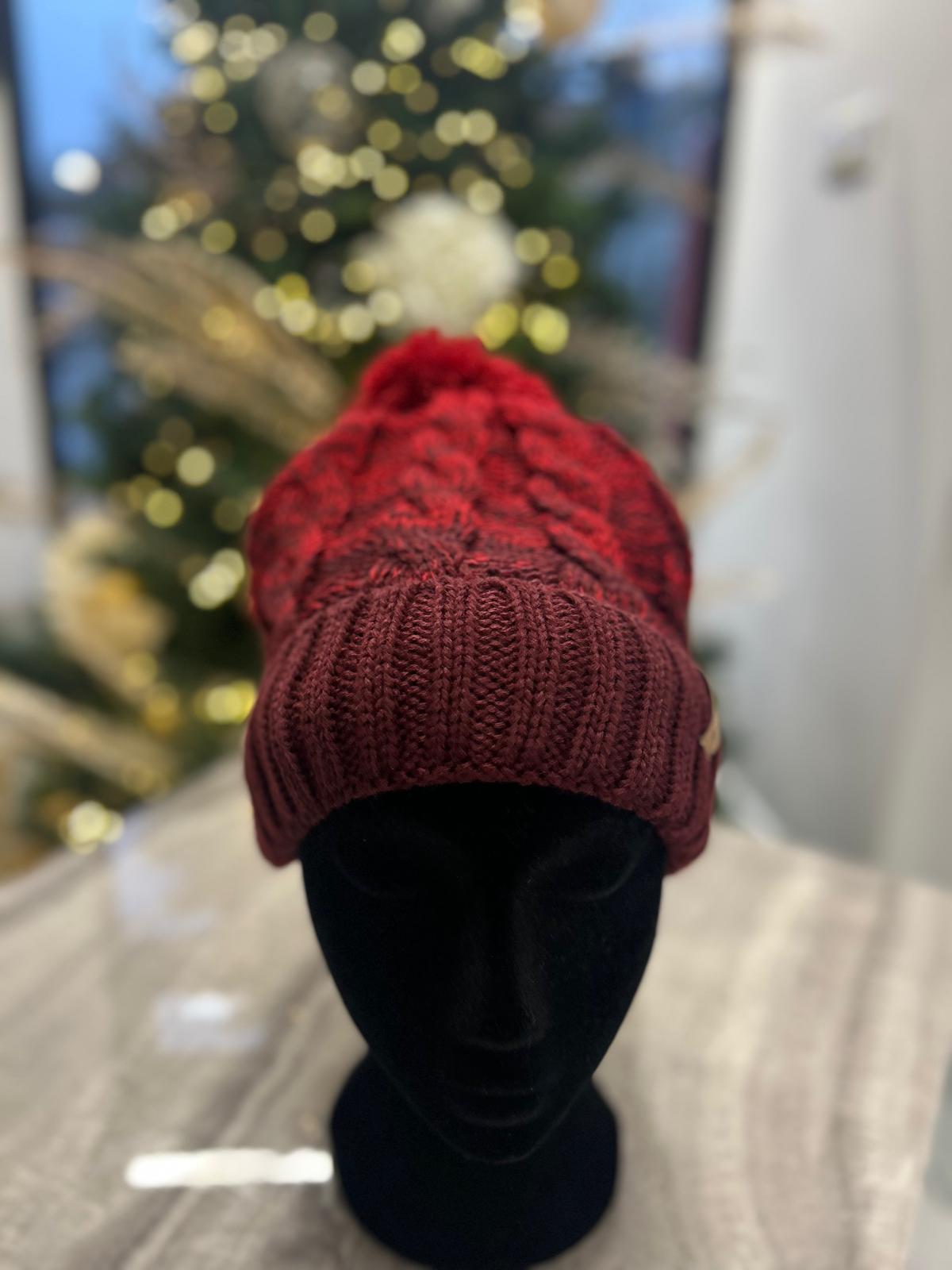LOLA BOBBLE HAT - RED