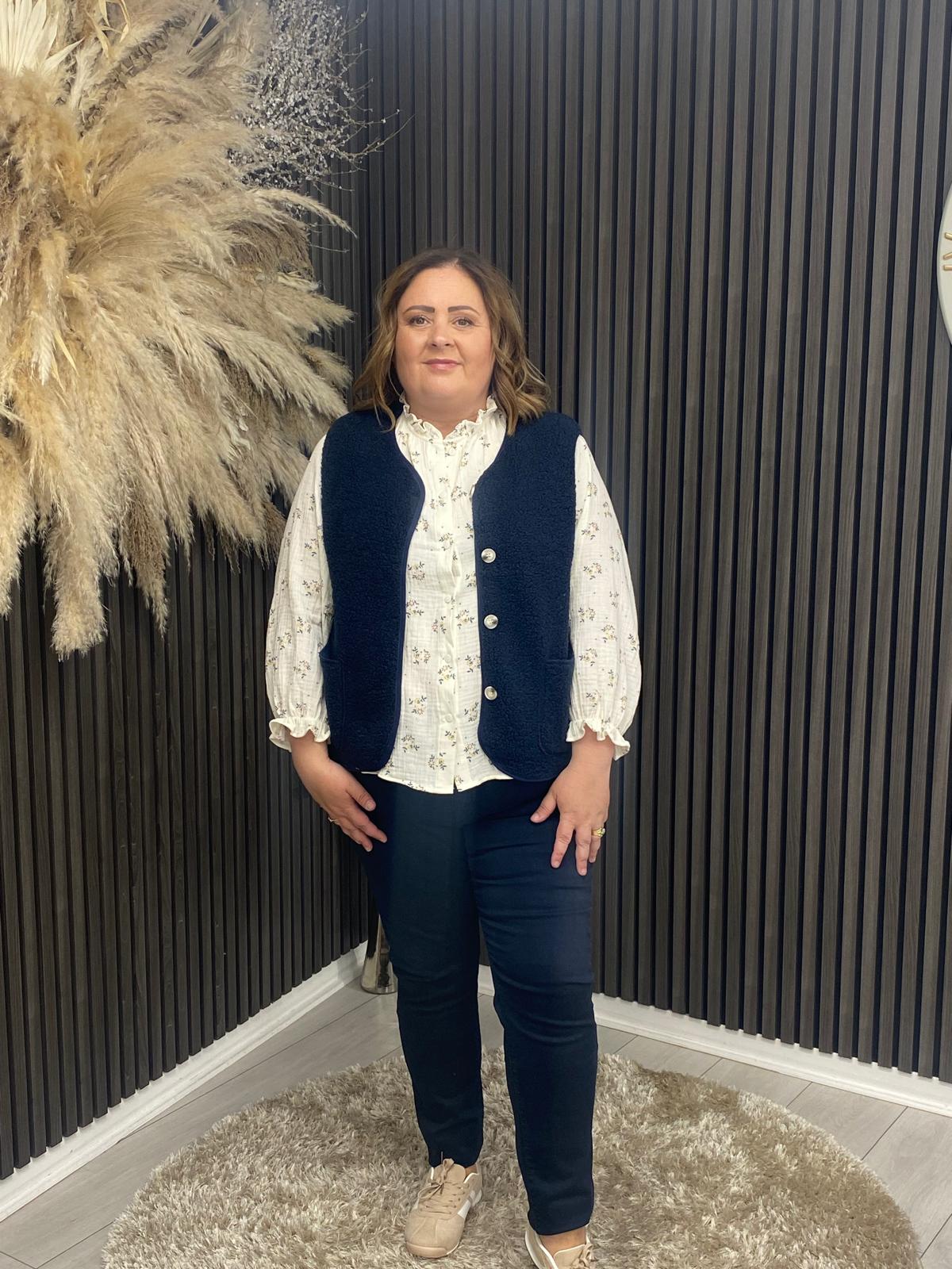 OLIVIA VEST - NAVY