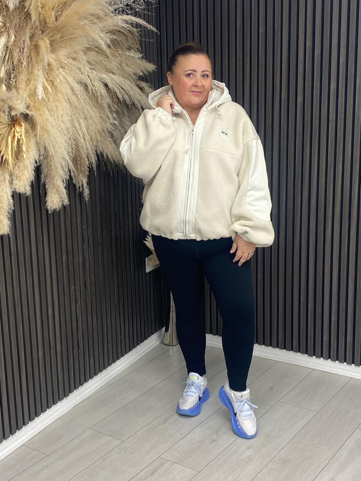 GYM KING WOVEN JACKET - CREAM