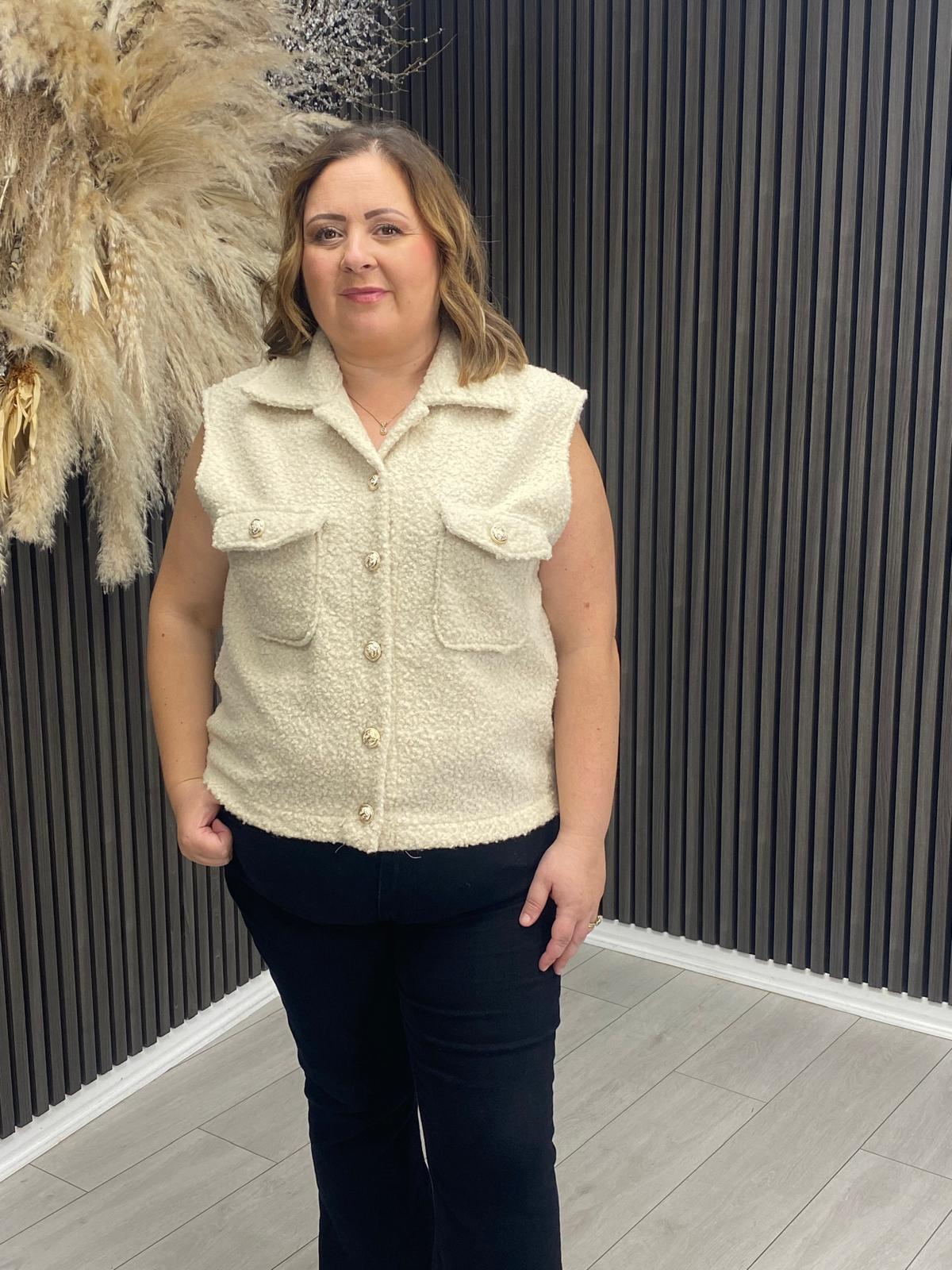ANITA GILET - CREAM