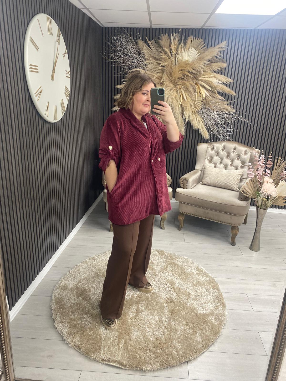 HELENA BLAZER - WINE