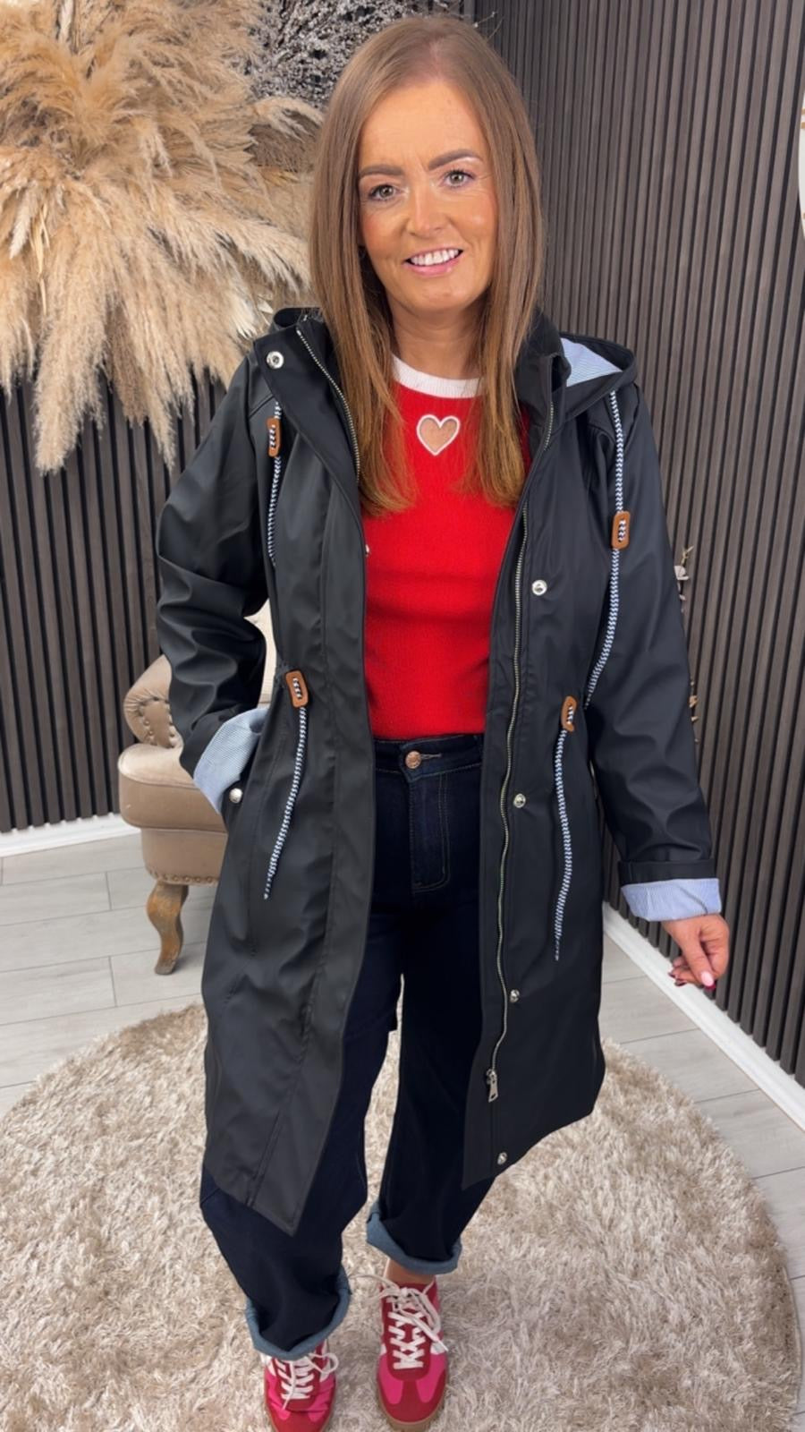 KATH RAINCOAT - BLACK