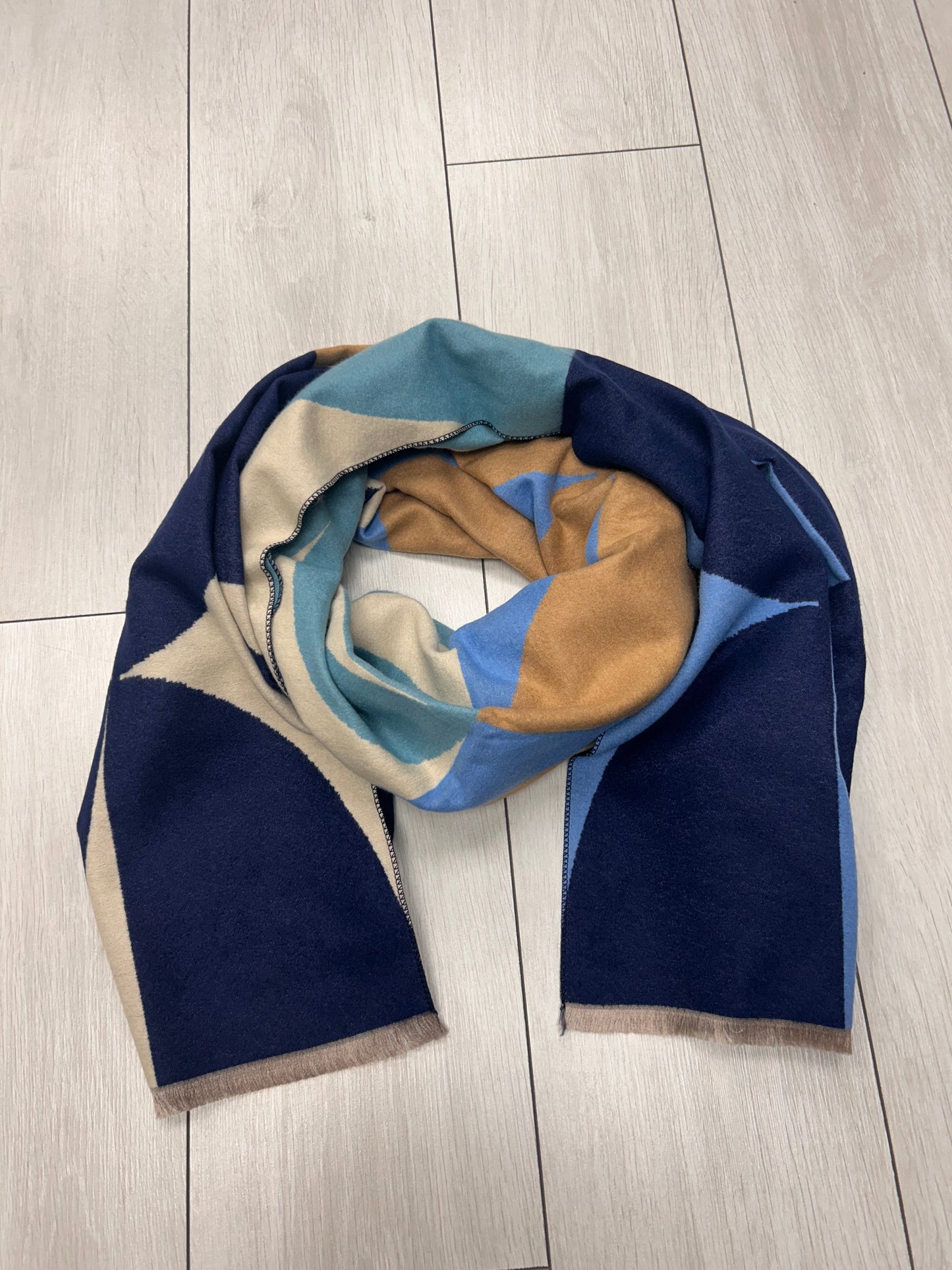 LINDSEY SCARF - BLUE