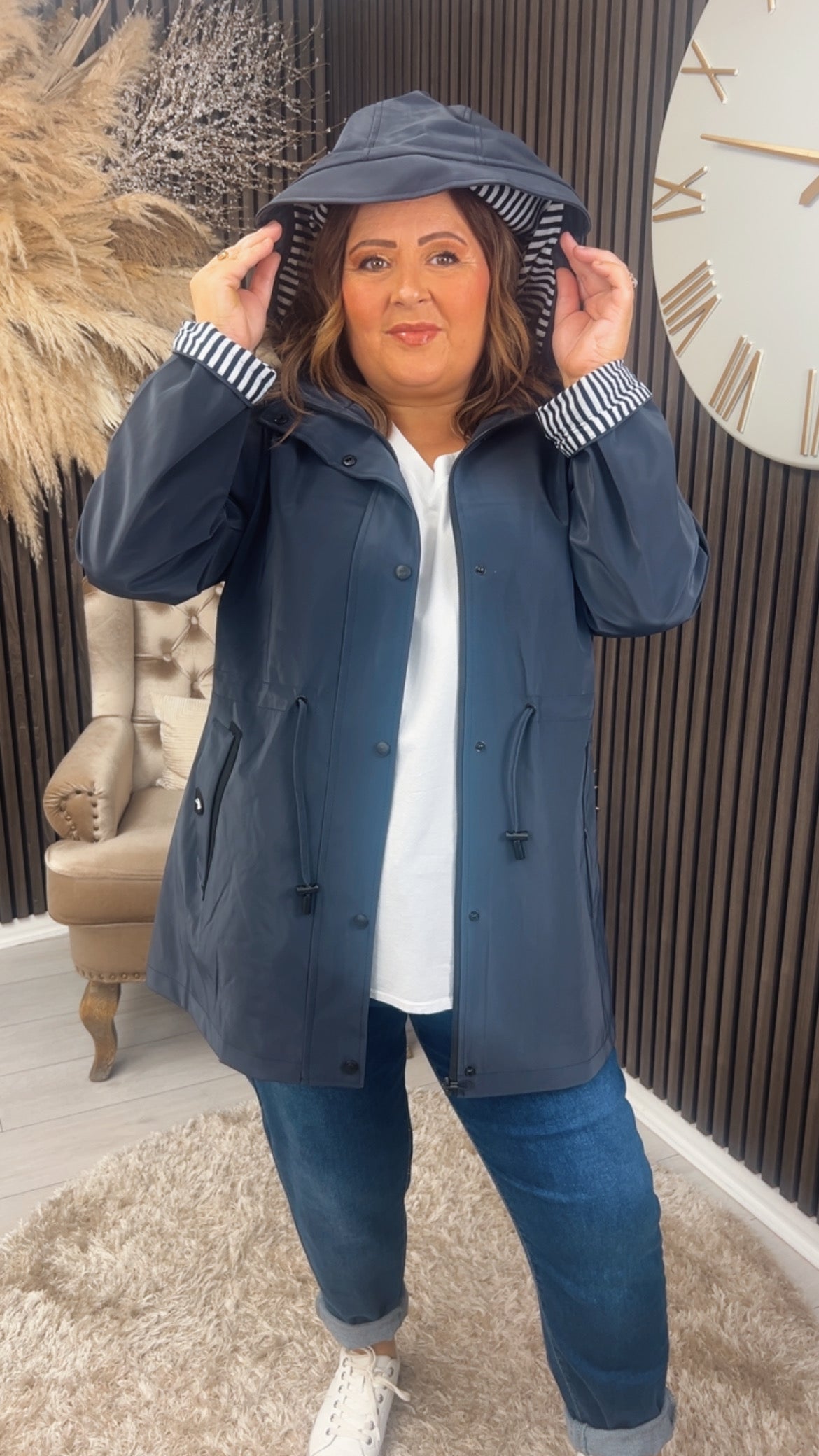 ROBYN COAT - NAVY