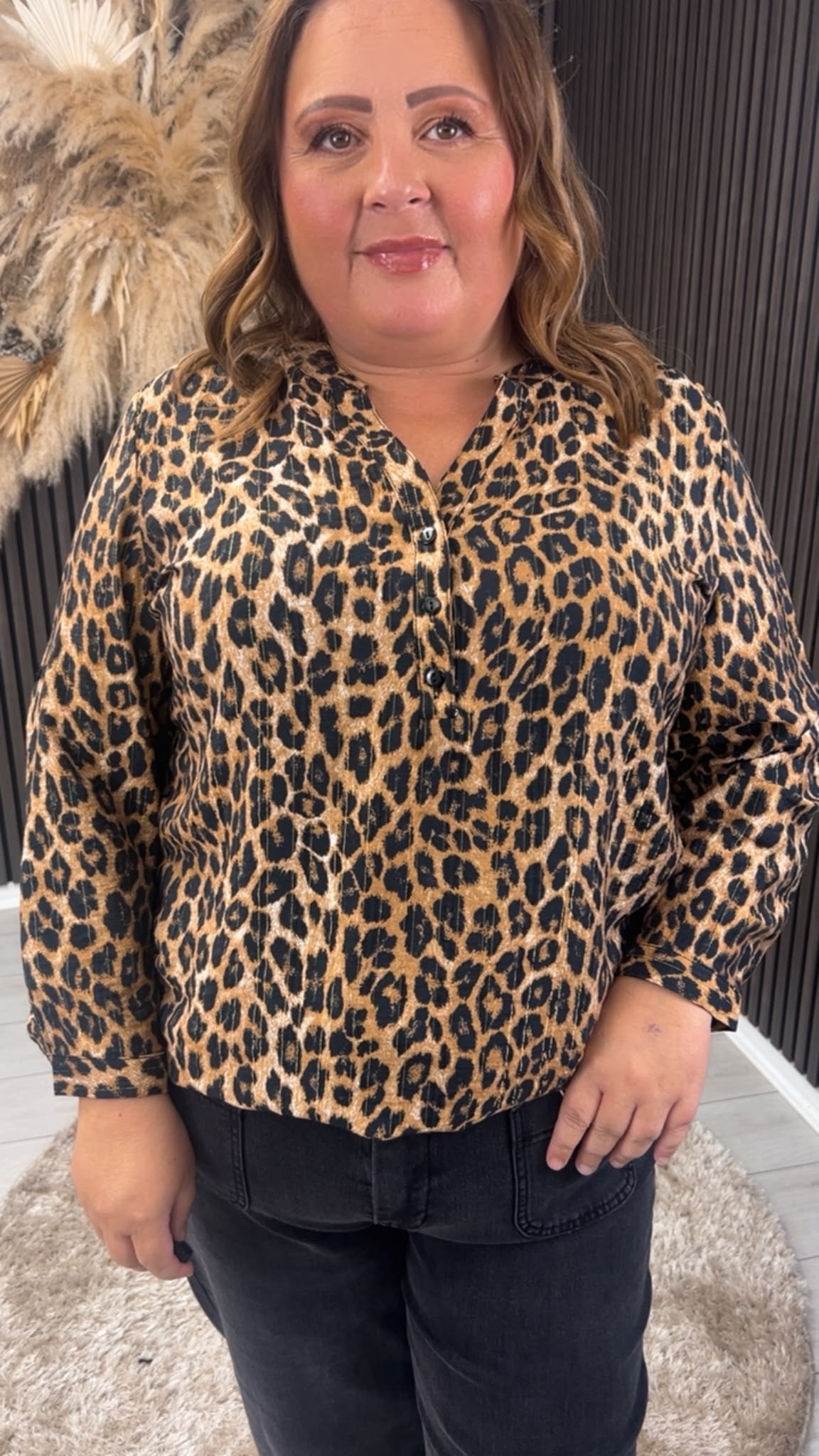 ANGELA TOP - LEOPARD PRINT