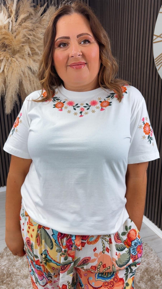 BENNI T-SHIRT - WHITE/FLORAL