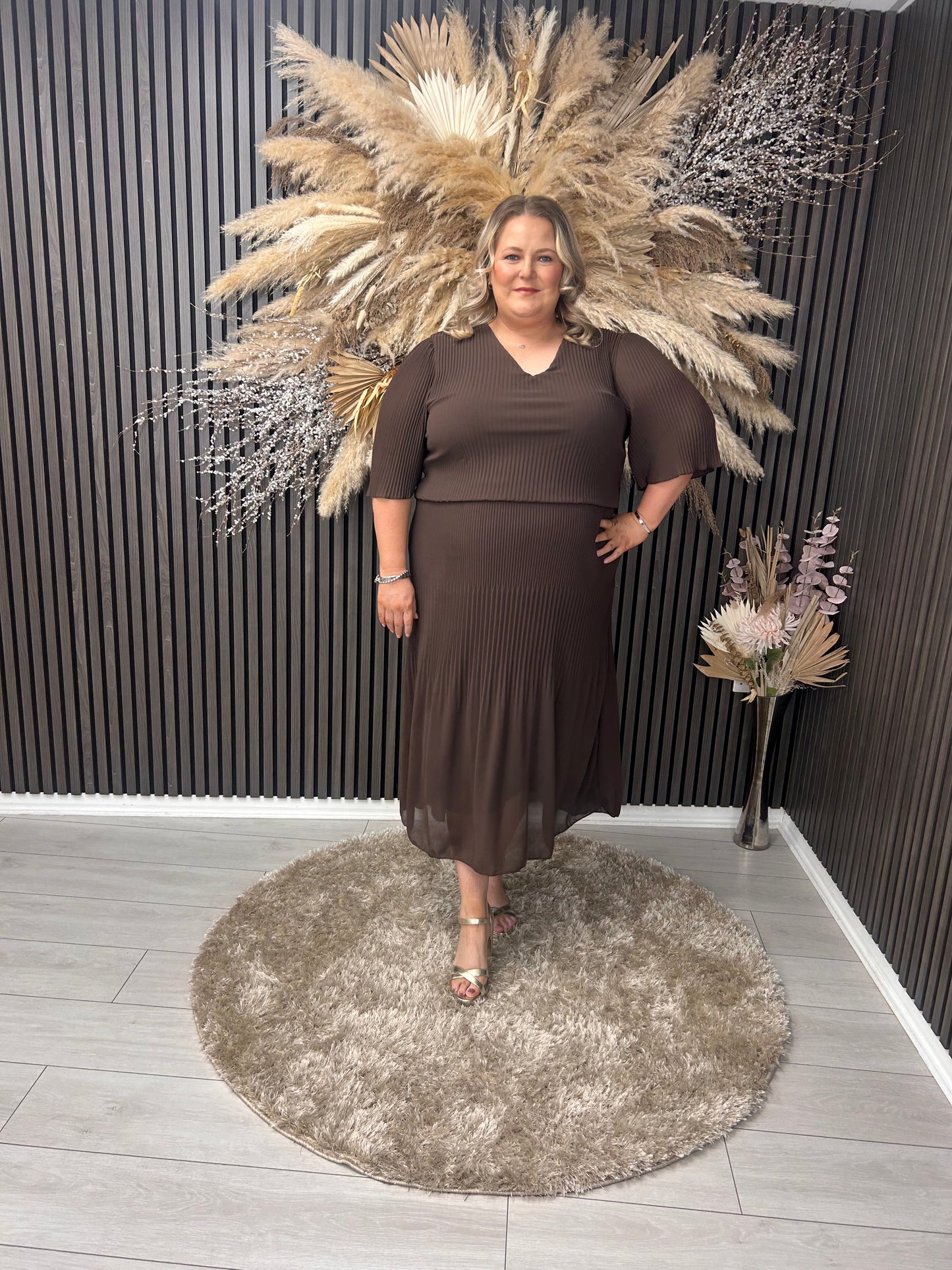 STACEY DRESS - BROWN