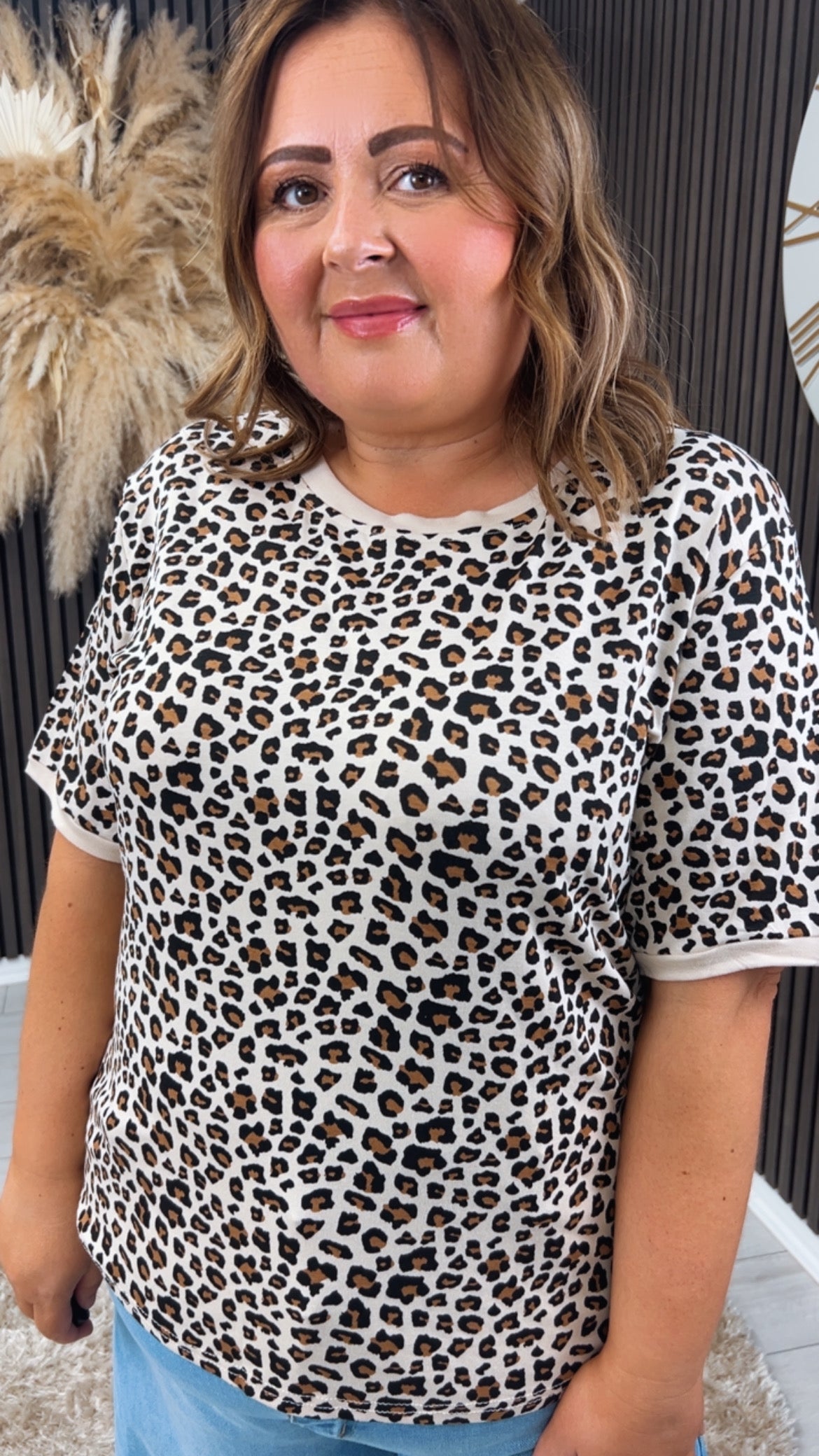 TAMMIE ANIMAL PRINT T-SHIRT