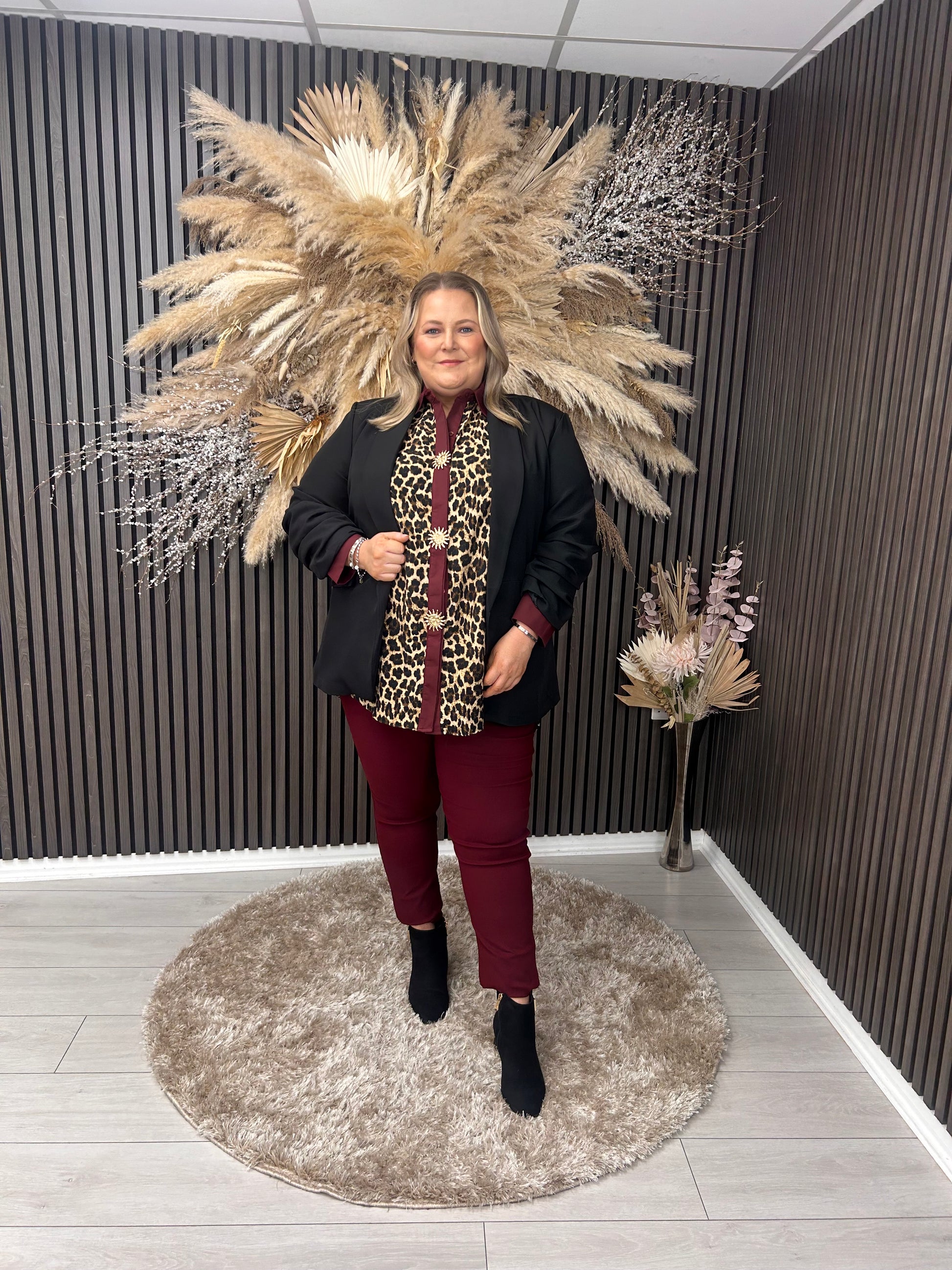 TANYA BLAZER BLACK – The Boutique - Main Image