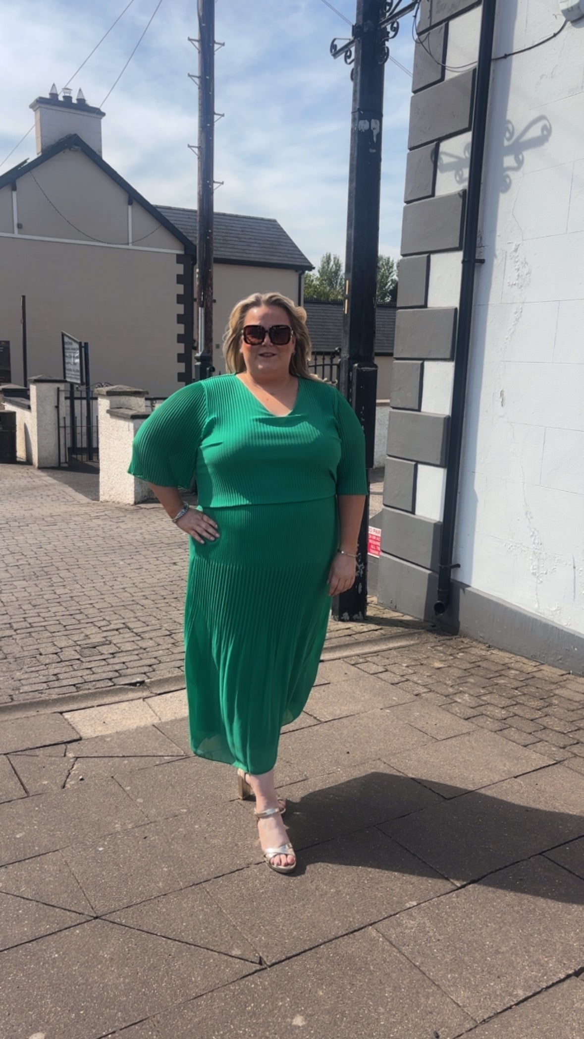 STACEY DRESS - GREEN
