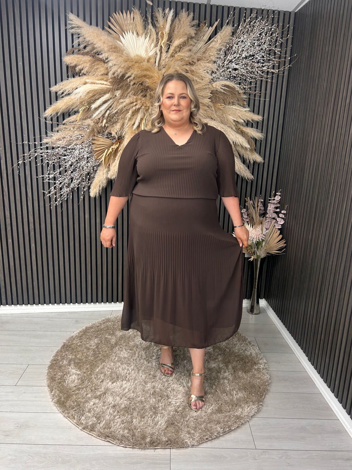 STACEY DRESS - BROWN