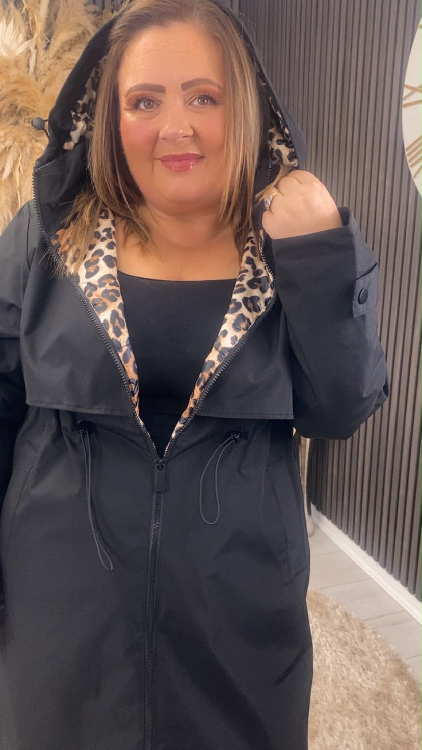 SARA COAT - BLACK