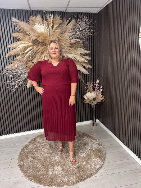 STACEY DRESS - BURGUNDY