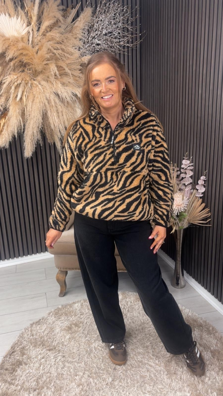 MELLIE FLEECE - TIGER PRINT