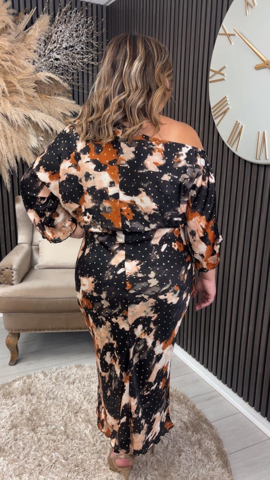 LEILA OFF SHOULDER DRESS - BROWN