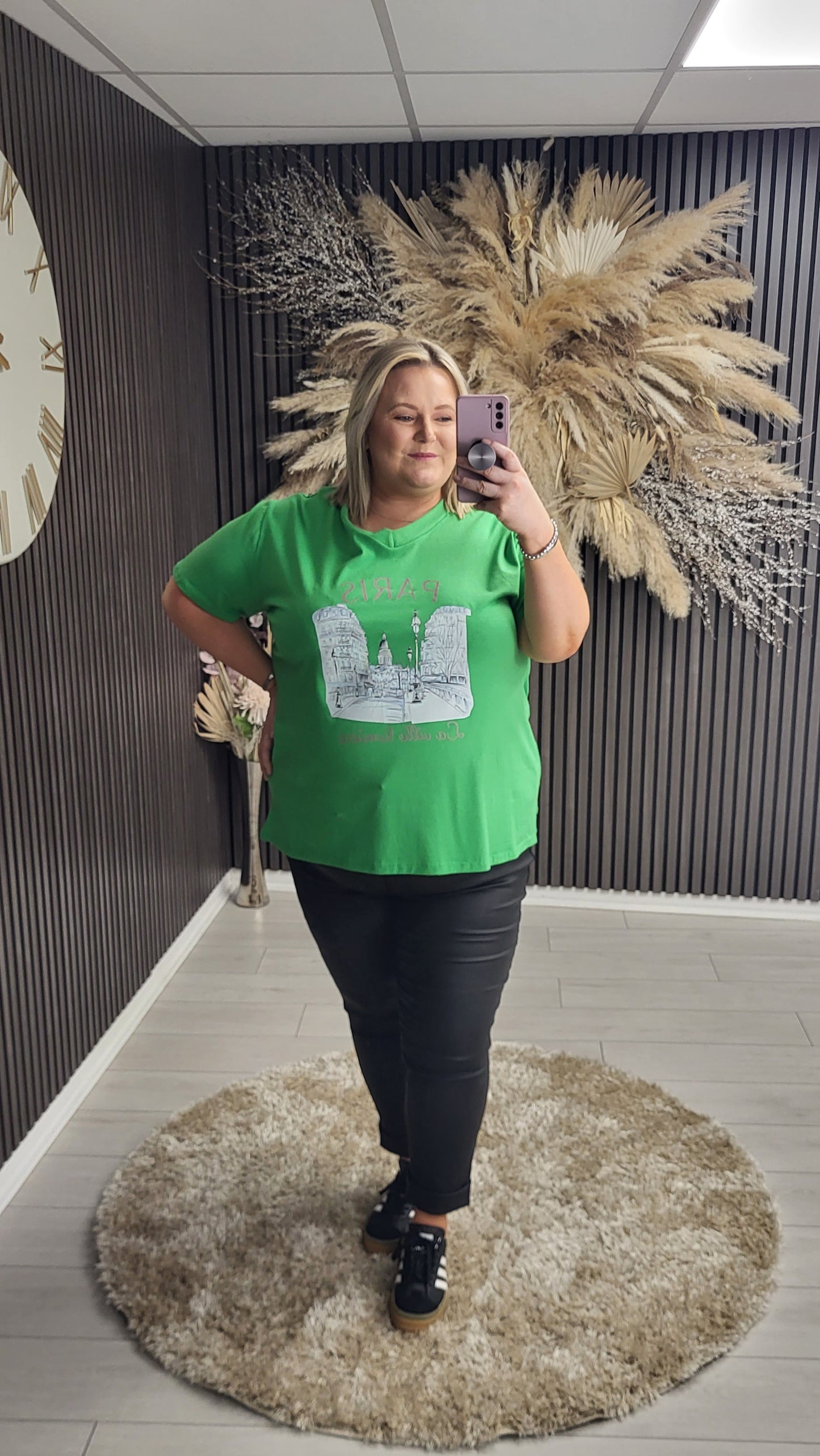 MADDIE T-SHIRT - GREEN