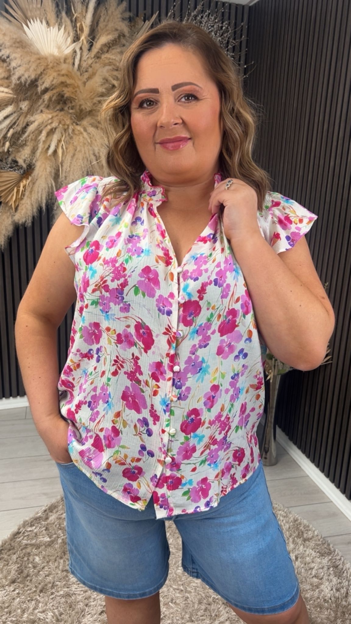 KENDALL TOP - WHITE/FUCHSIA