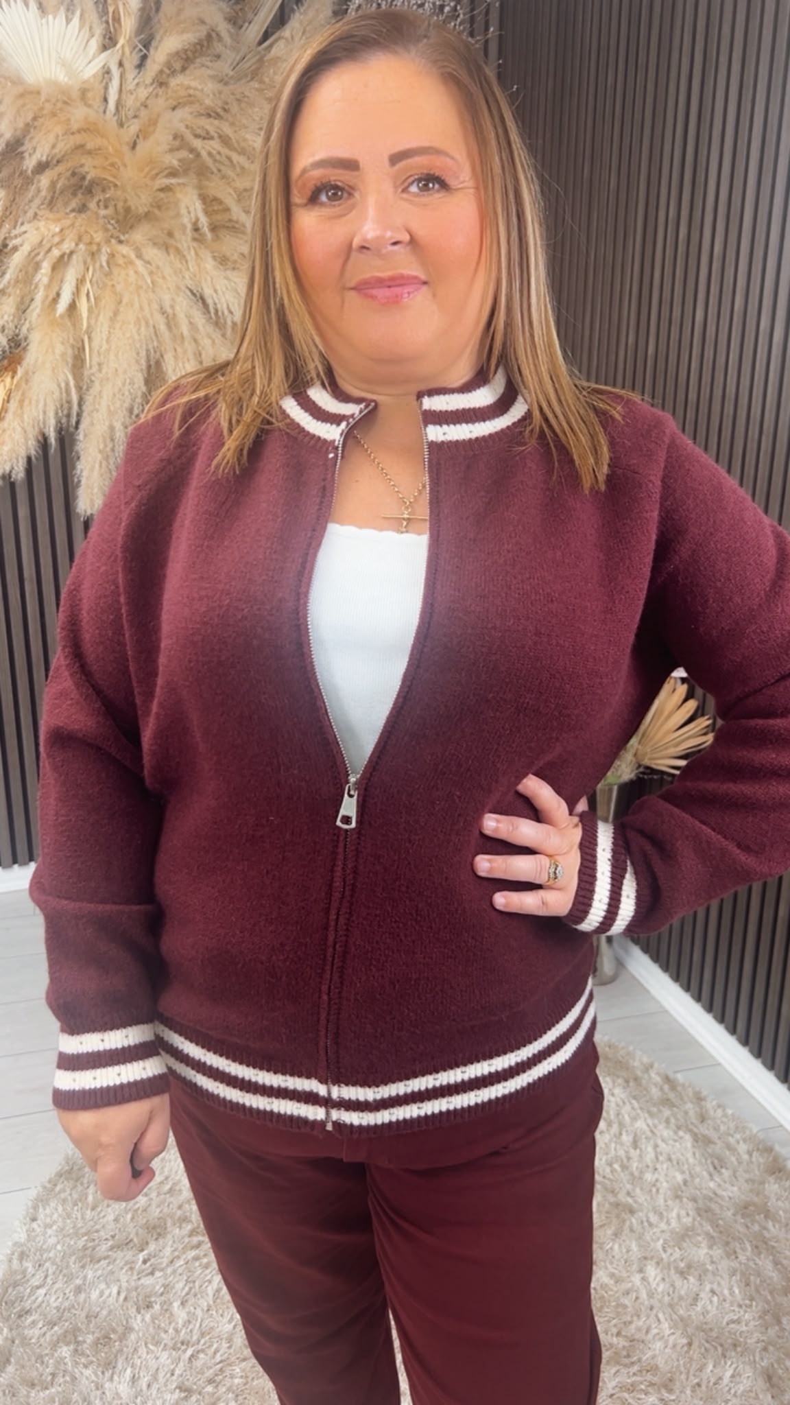 BETSY JACKET - BURGUNDY