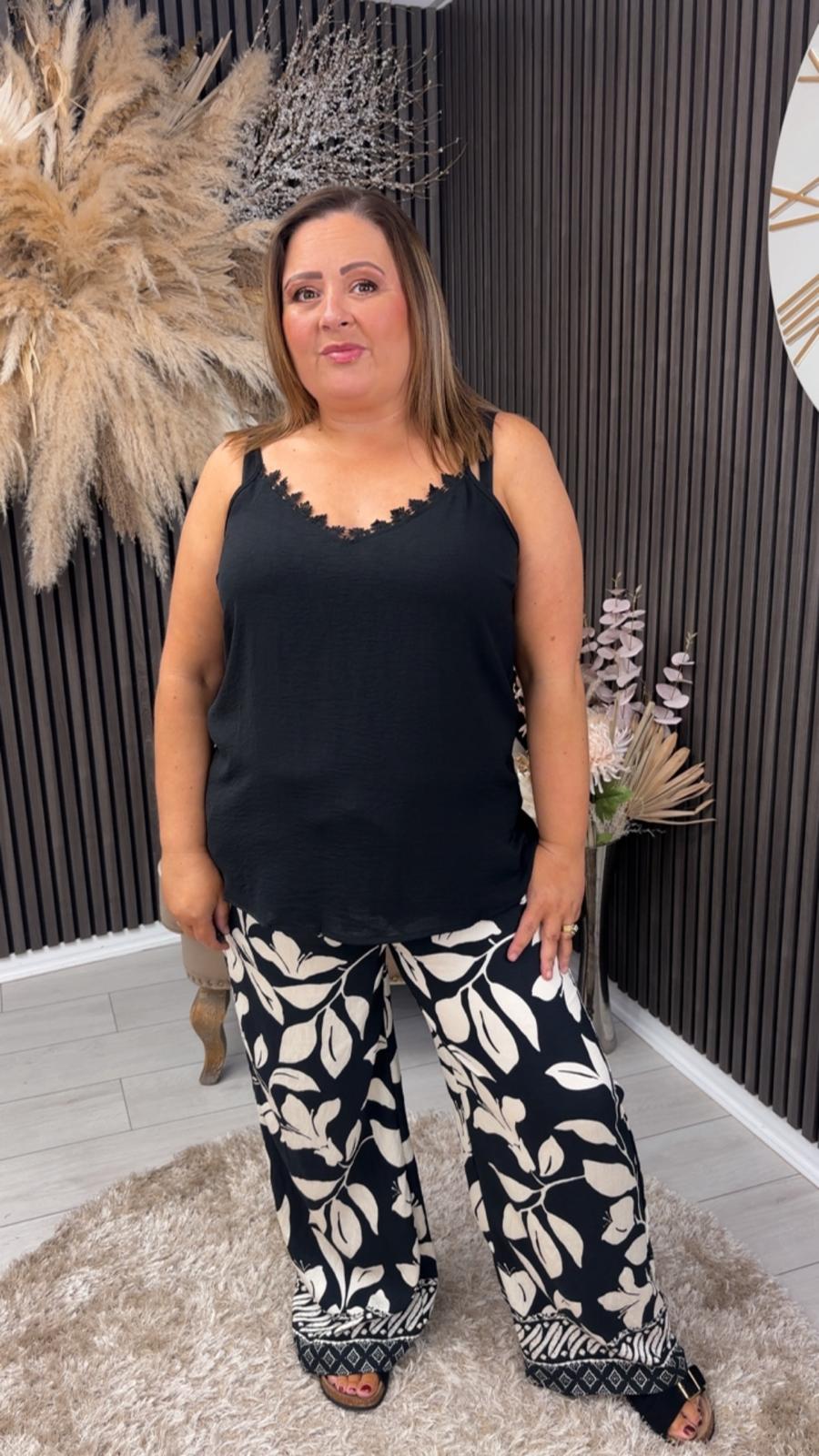 SALMA VEST - BLACK