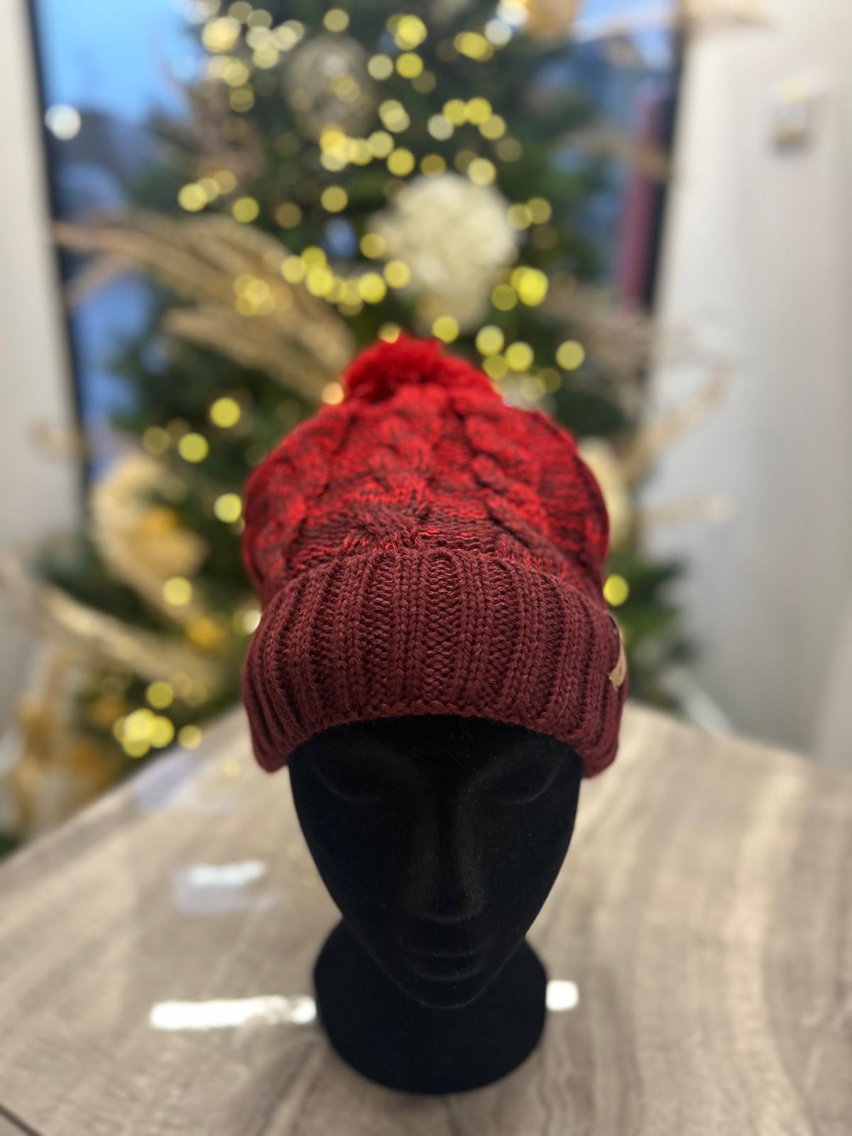 LOLA BOBBLE HAT - RED