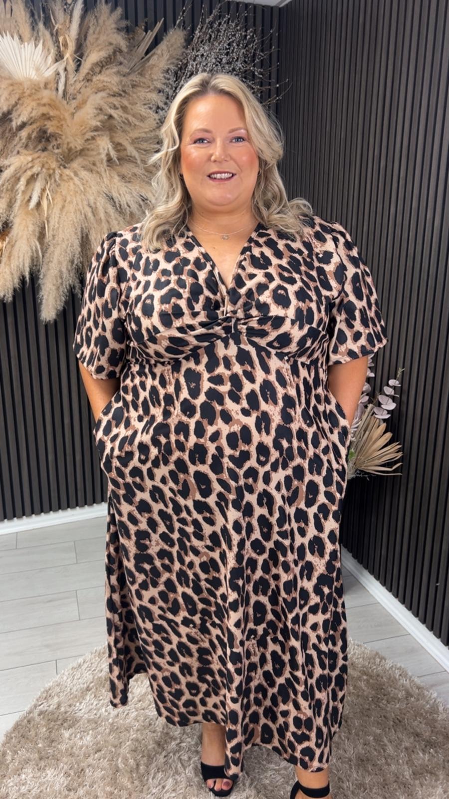 MACKENZIE DRESS - BROWN