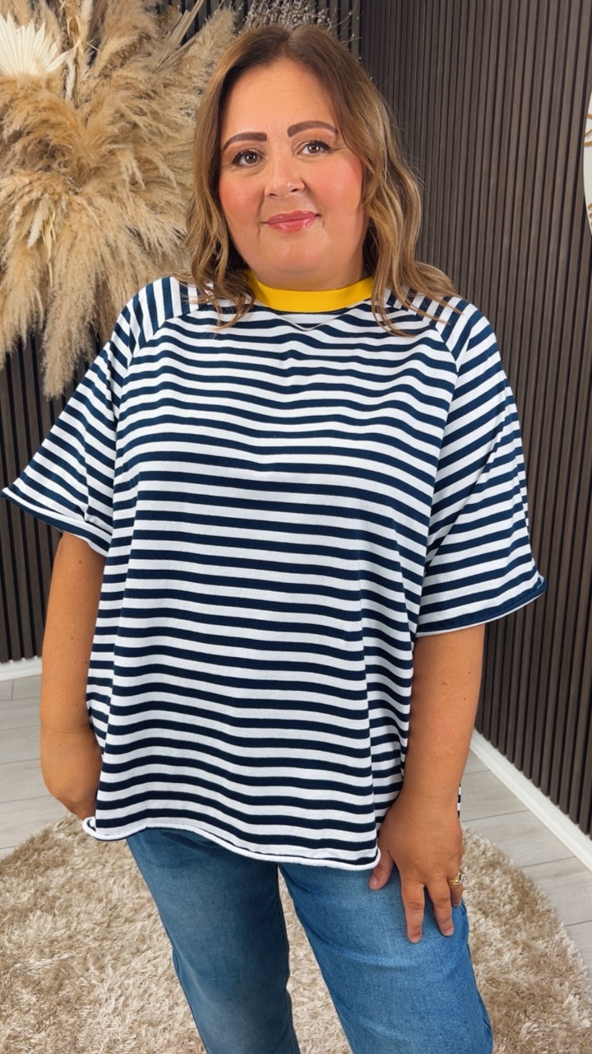 MYLIE OVERSIZED T-SHIRT - NAVY/WHITE