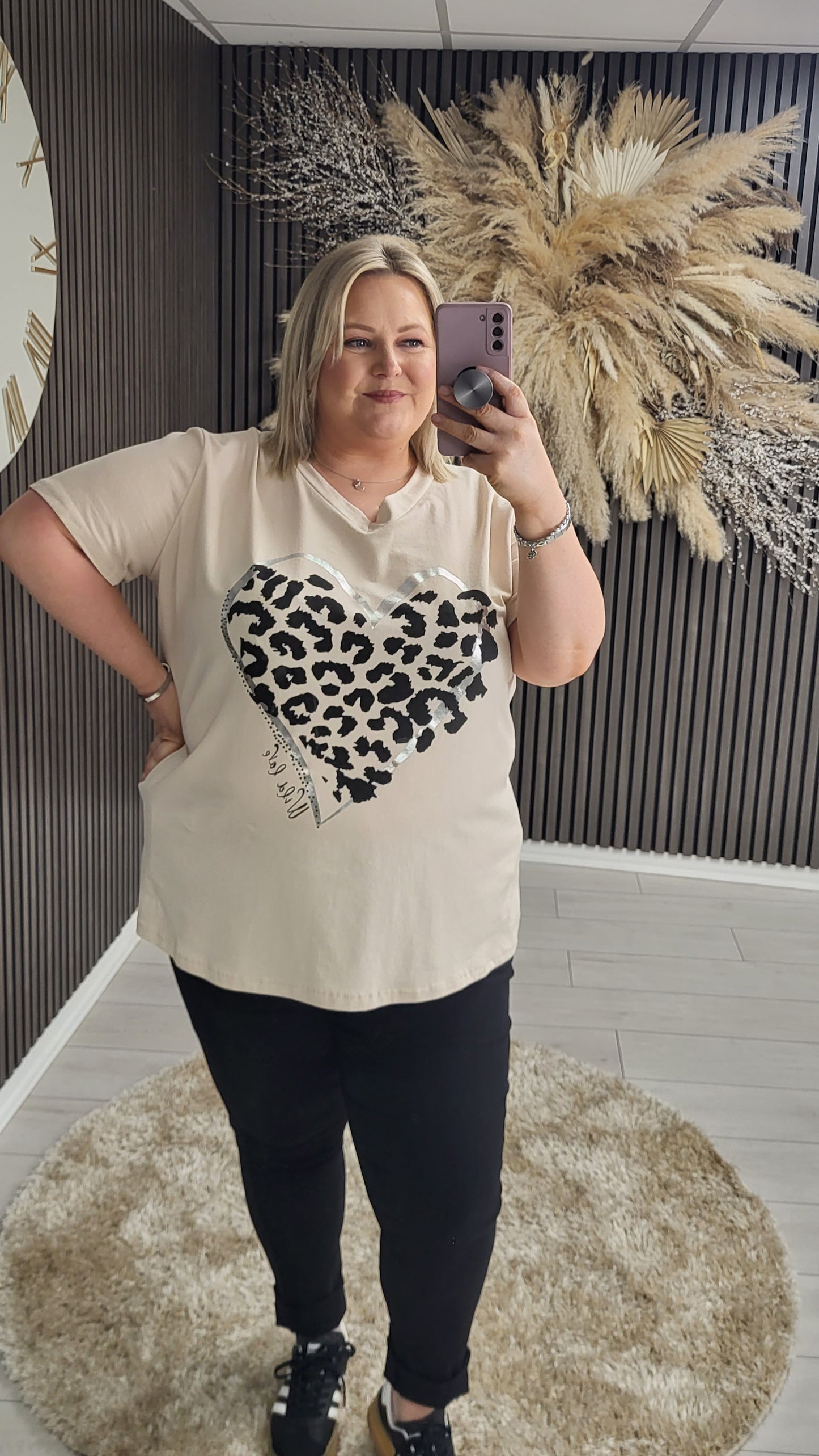DARLENE T-SHIRT - BEIGE