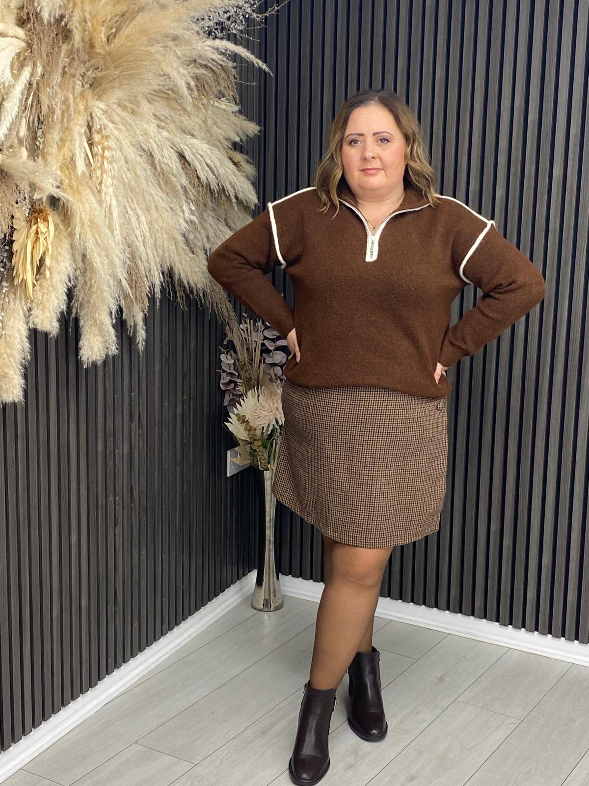 ESTHER JUMPER - BROWN