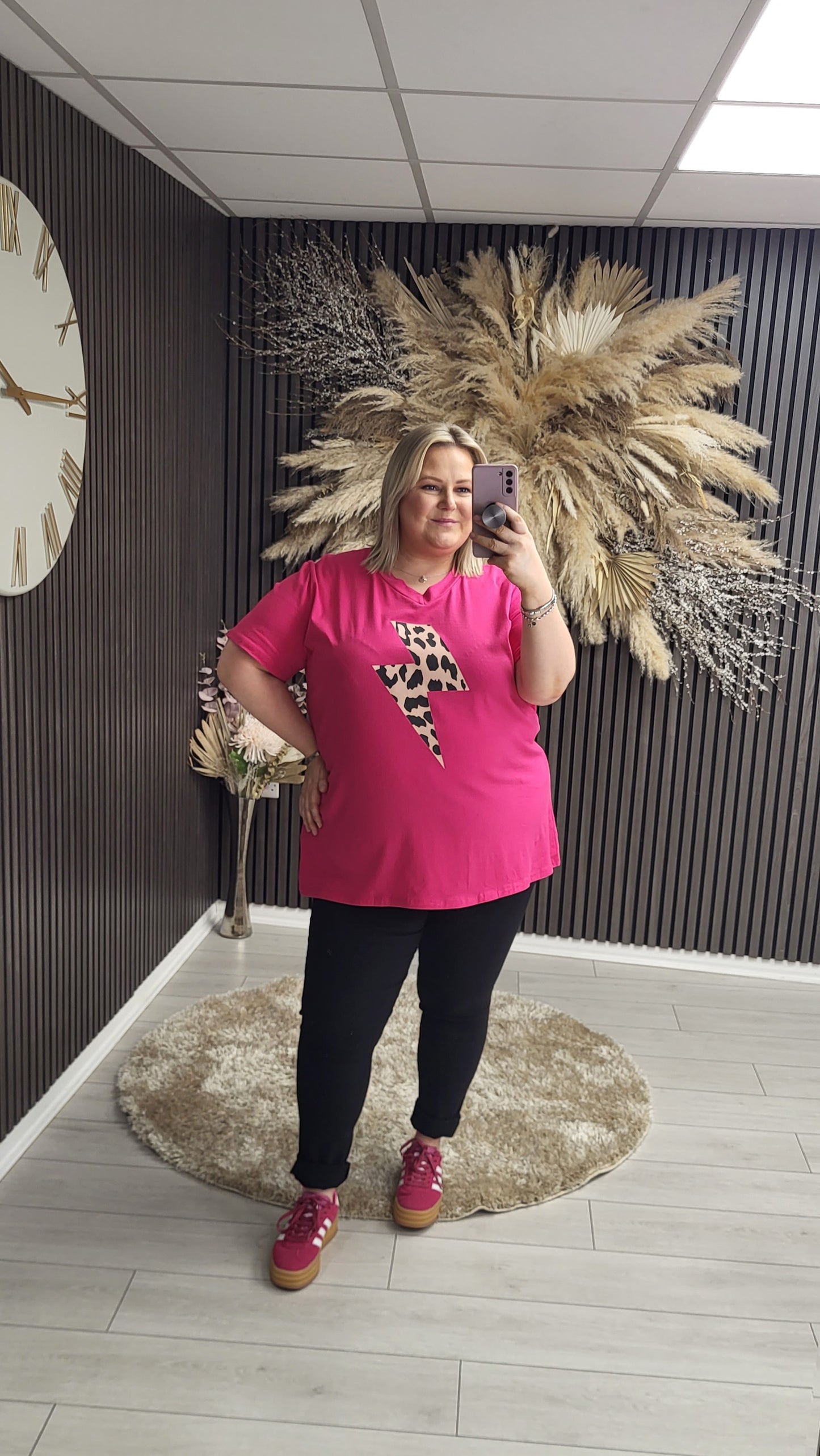 DYMPNA T-SHIRT - PINK
